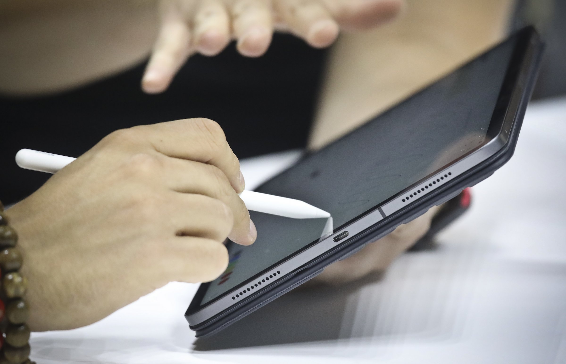 Does the iPad have a headphone jack?': Here are the iPad models
