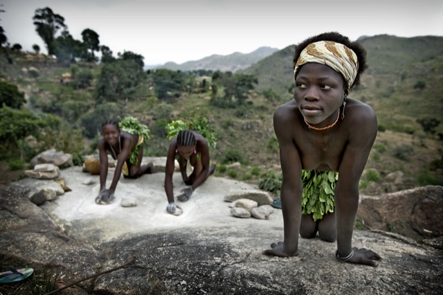 African Tribal Nude - Meet the naked tribes of Nigeria â€” where people wear leaves and little to  nothing | Pulse Nigeria