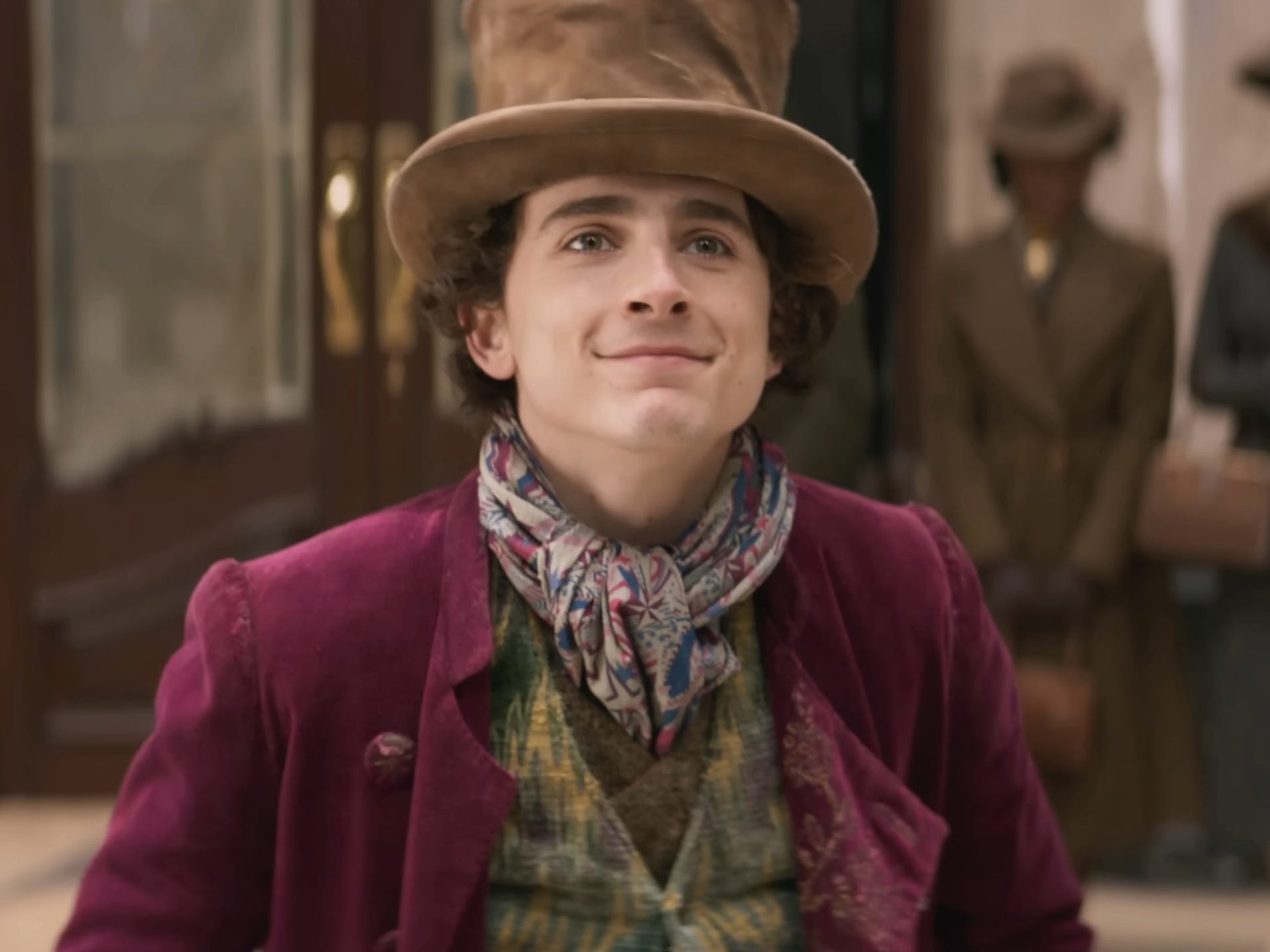 See Timothée Chalamet as a musical chocolatier and Hugh Grant as a 20-inch Oompa  Loompa in the first trailer for 'Wonka