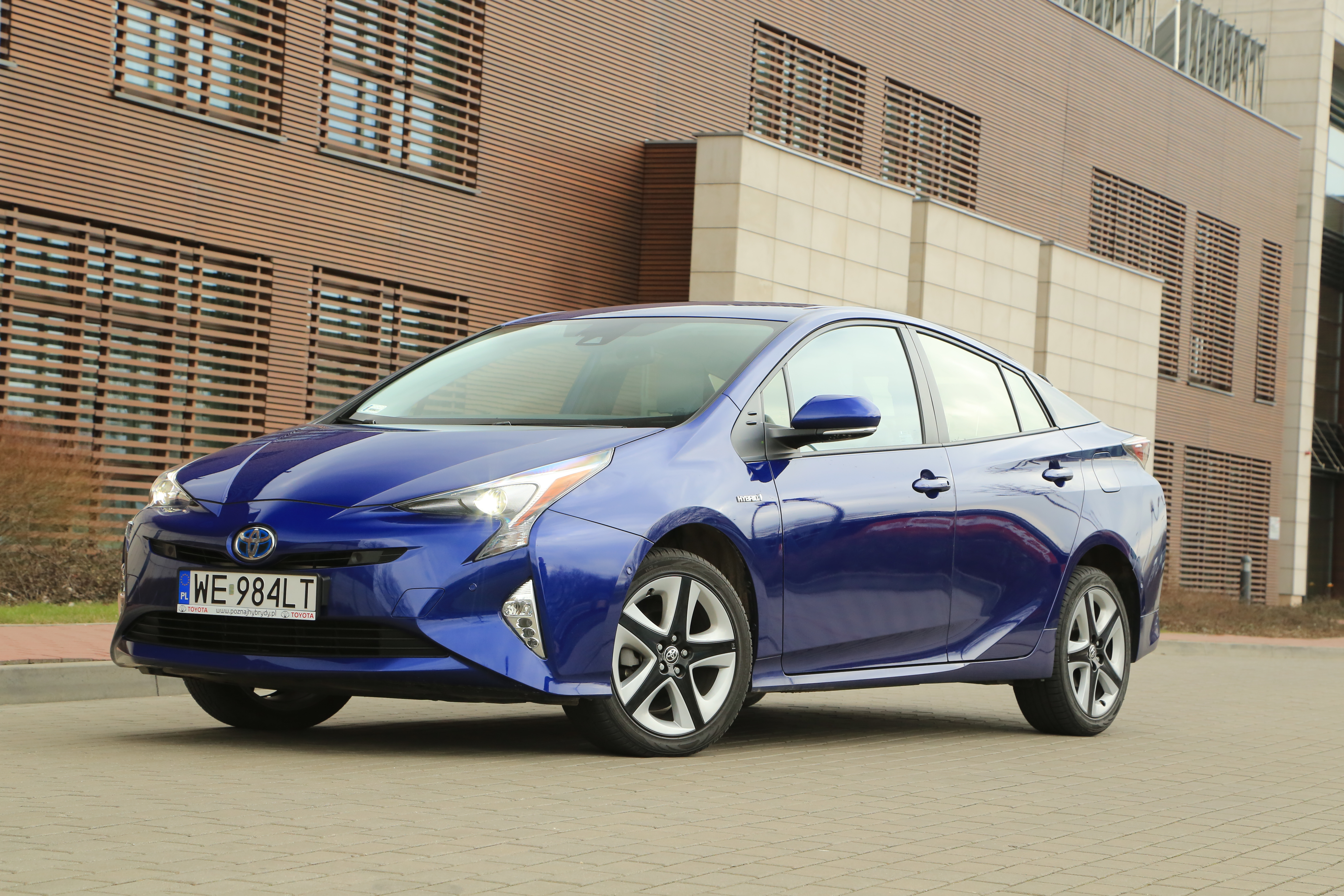 Toyota prius iv