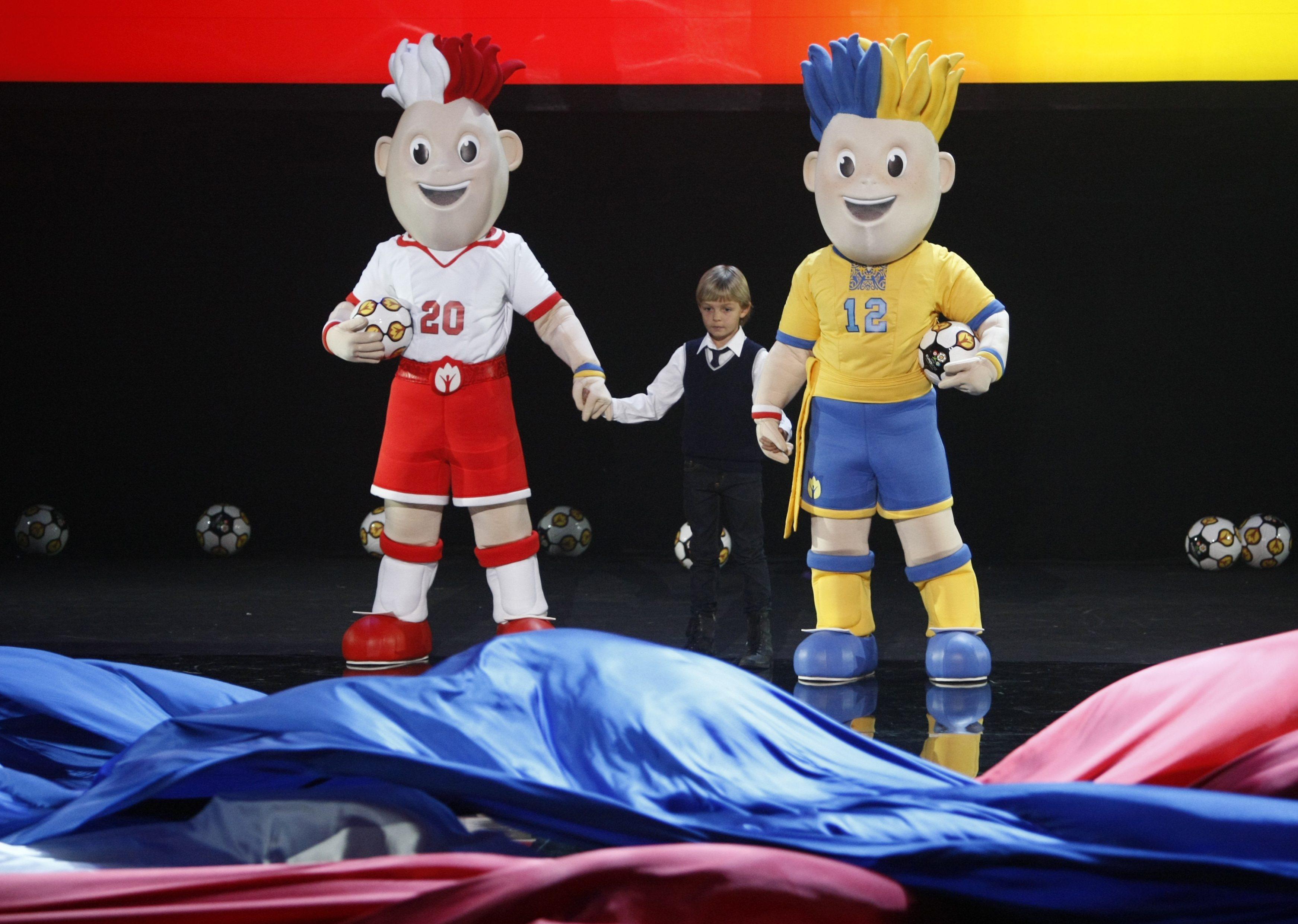 Euro 2012: wybrano imiona maskotek - Piłka nożna