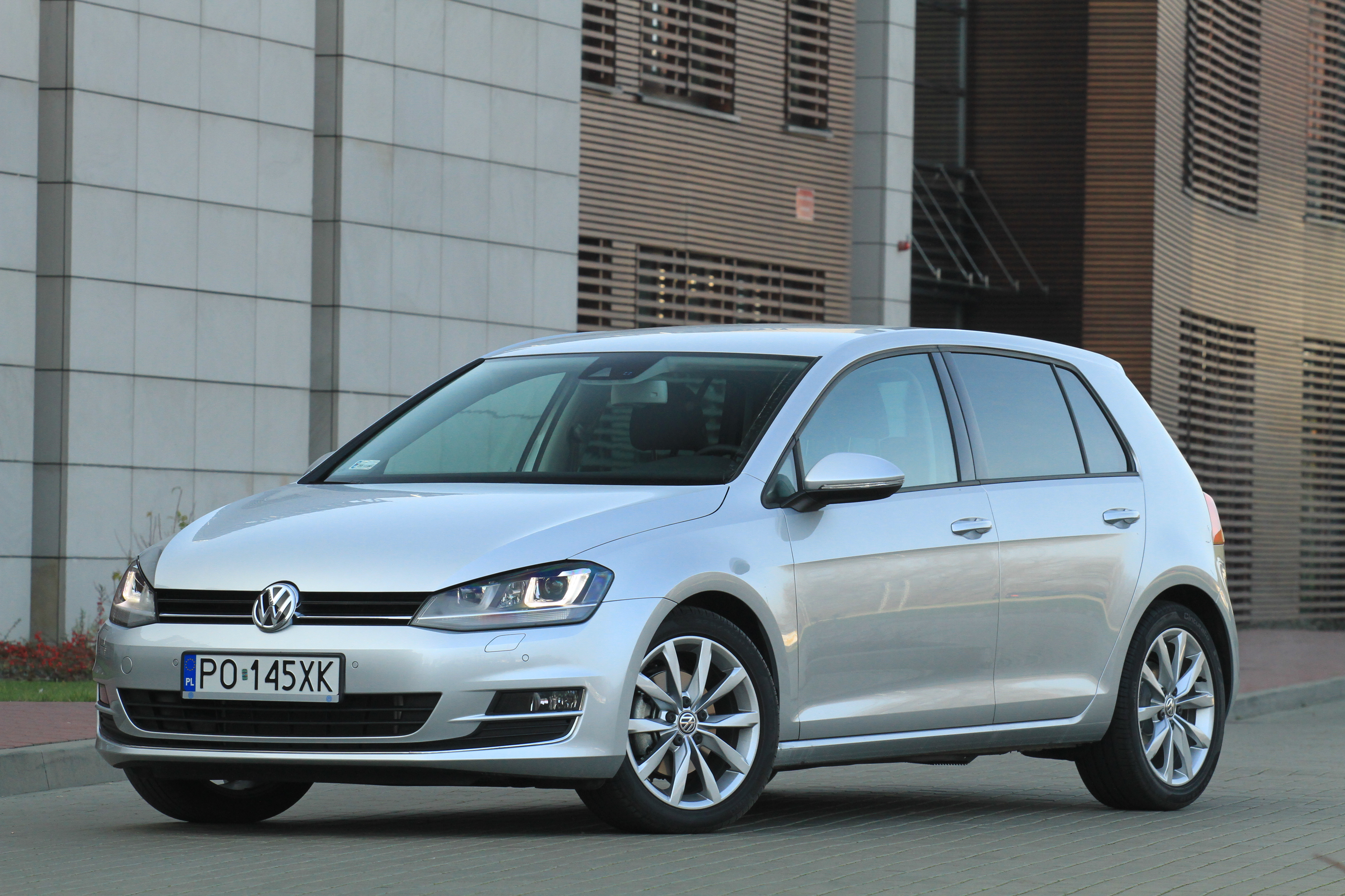 Volkswagen Golf testy i recenzje, zdjęcia, opinie, dane