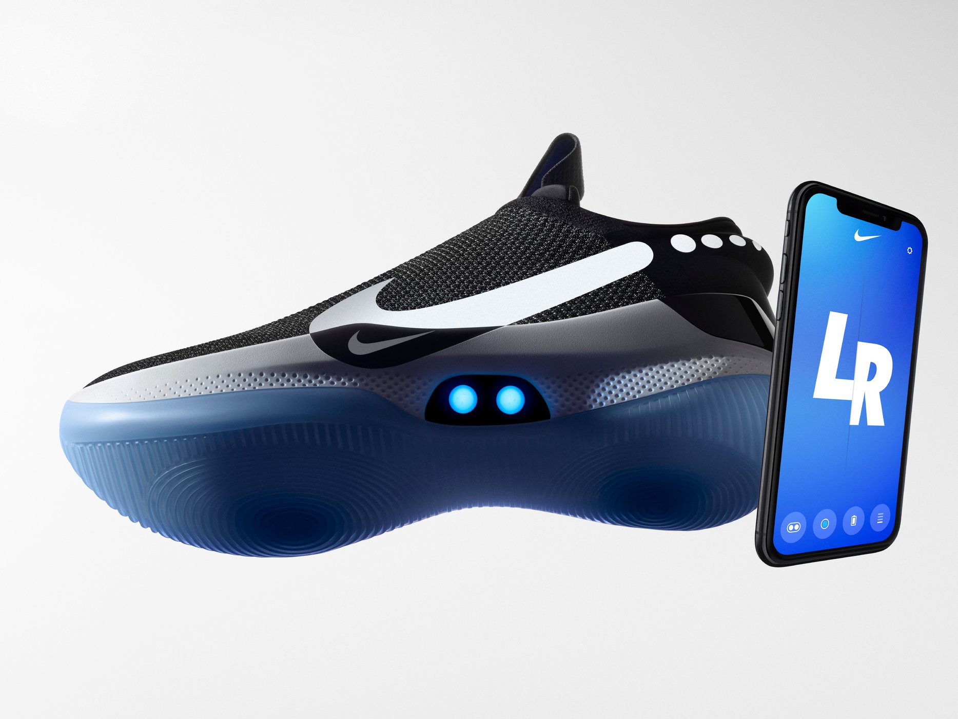 Nike кроссовки будущего. Nike adapt BB С автоматической шнуровкой. Найк самозавязывающиеся. Найк адапт ББ. Самозашнуровывающиеся кроссовки Nike.