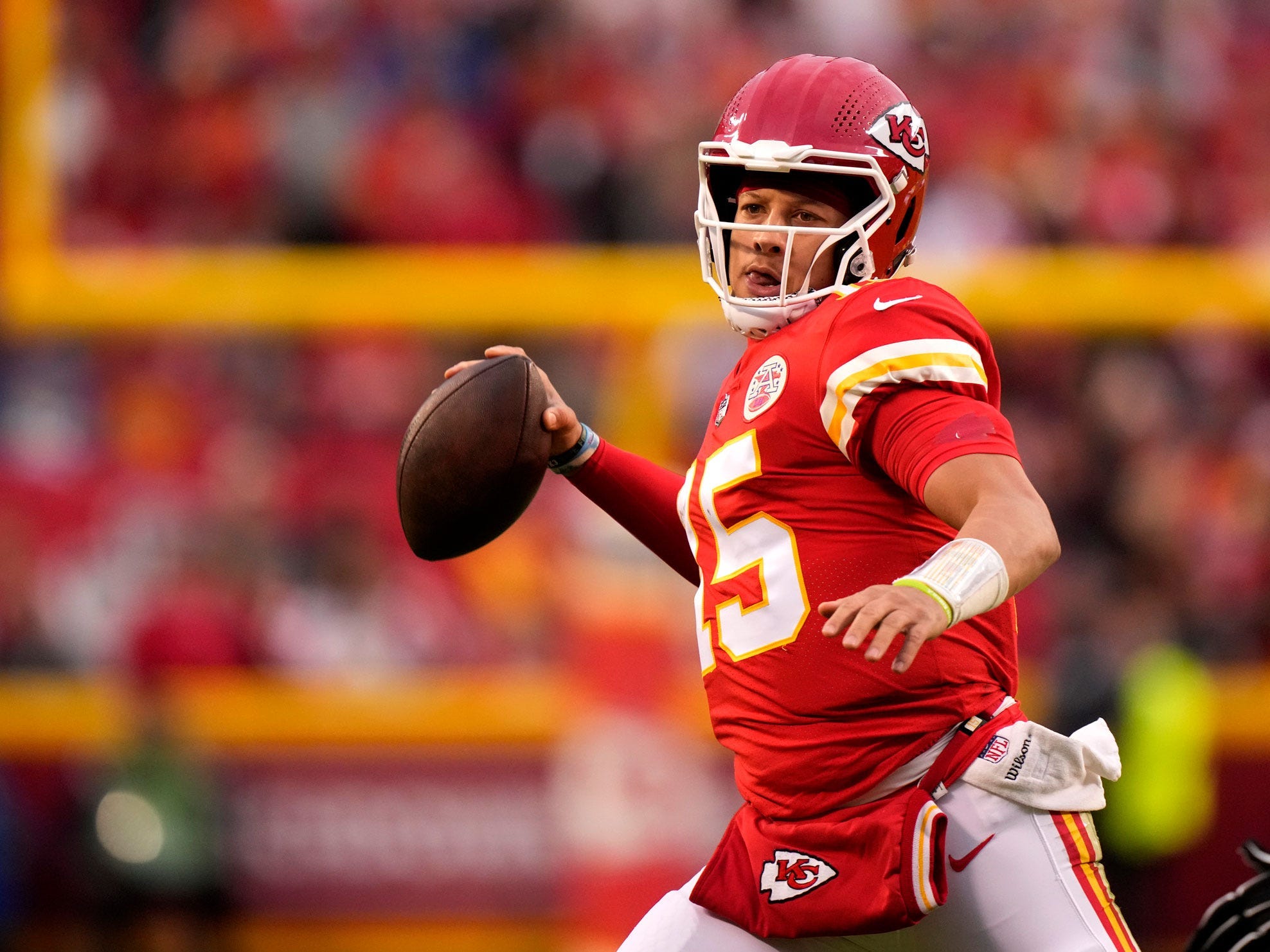 Patrick Mahomes 'confused' by Eagles' baffling quarterback move