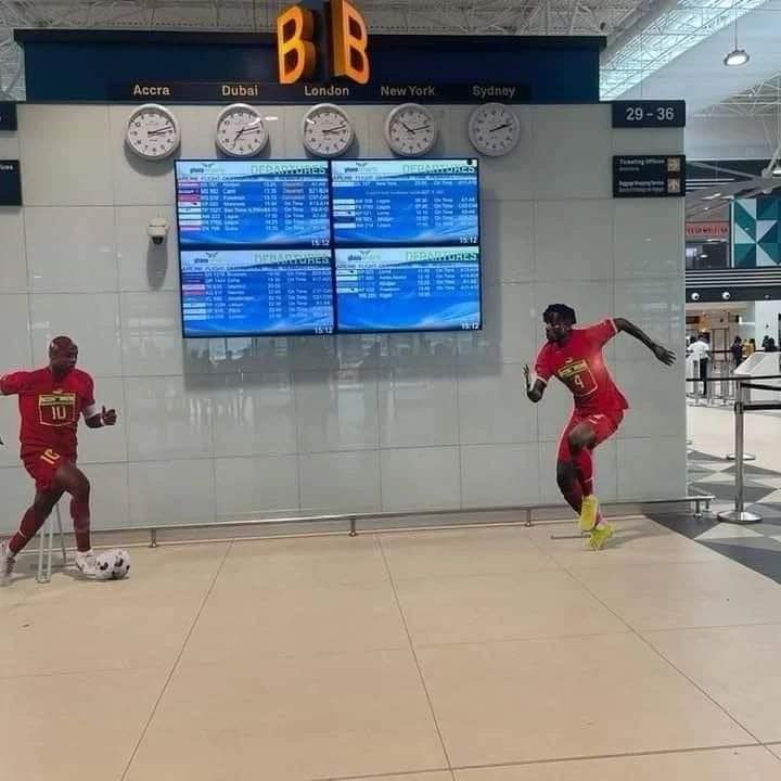 Black Stars take centre stage at Kotoka Airport ahead of World Cup