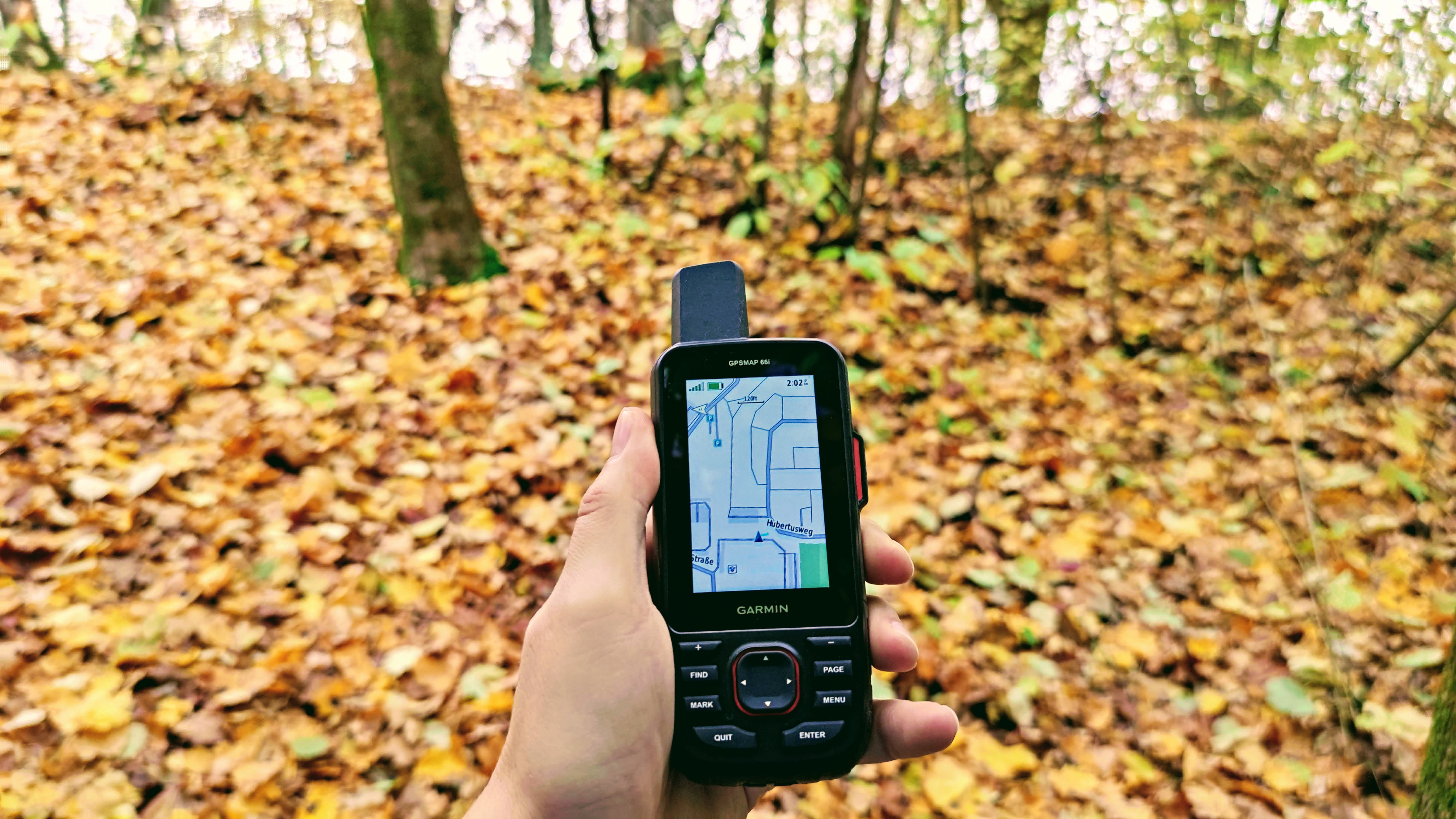 Hightech beim Wandern: Navigation mit Smartphone, Sportuhr und GPS-Gerät |  TechStage