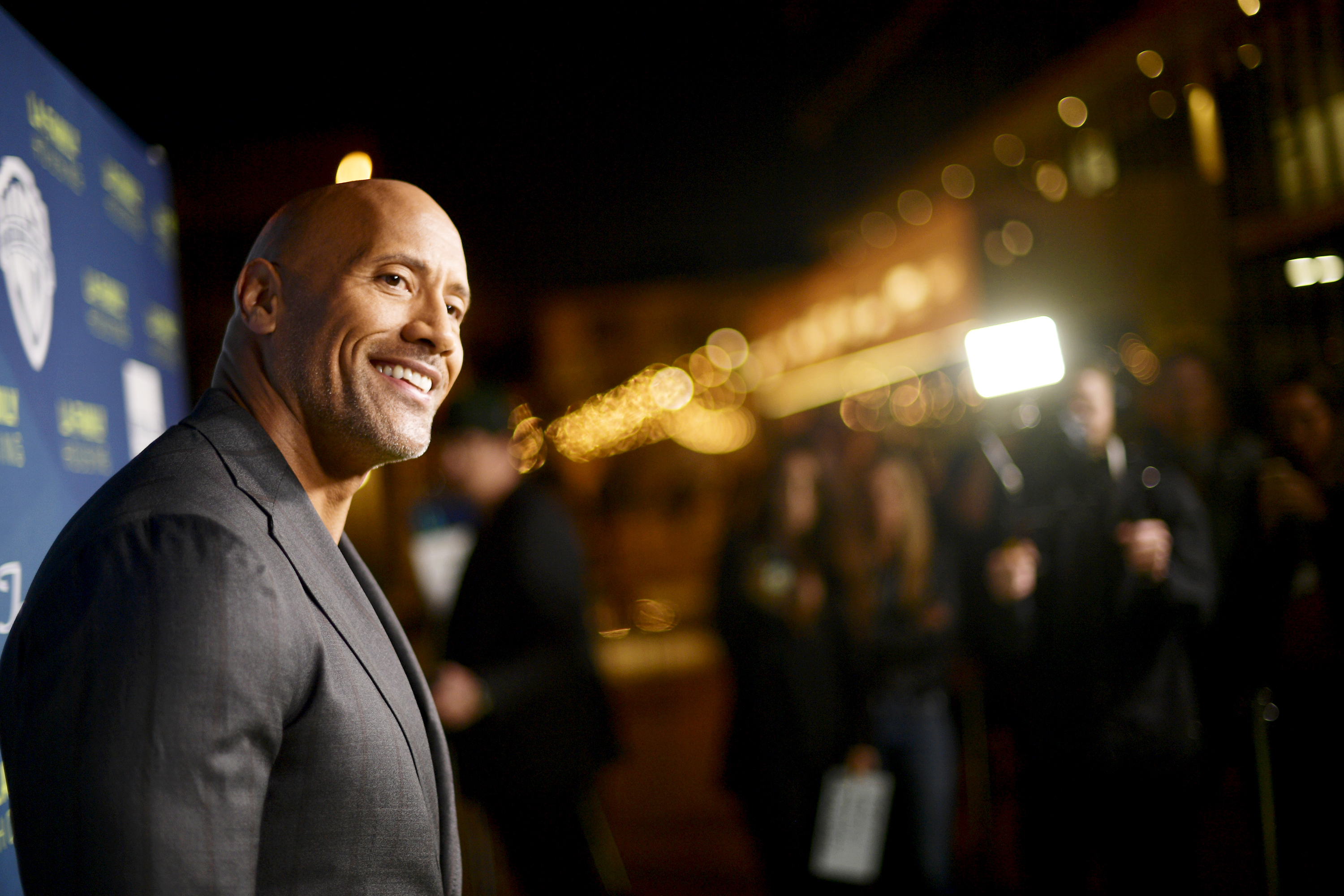 W Jakich Filmach Gral The Rock Dwayne Johnson najlepiej zarabiającym aktorem świata. Co o nim wiemy? - Film