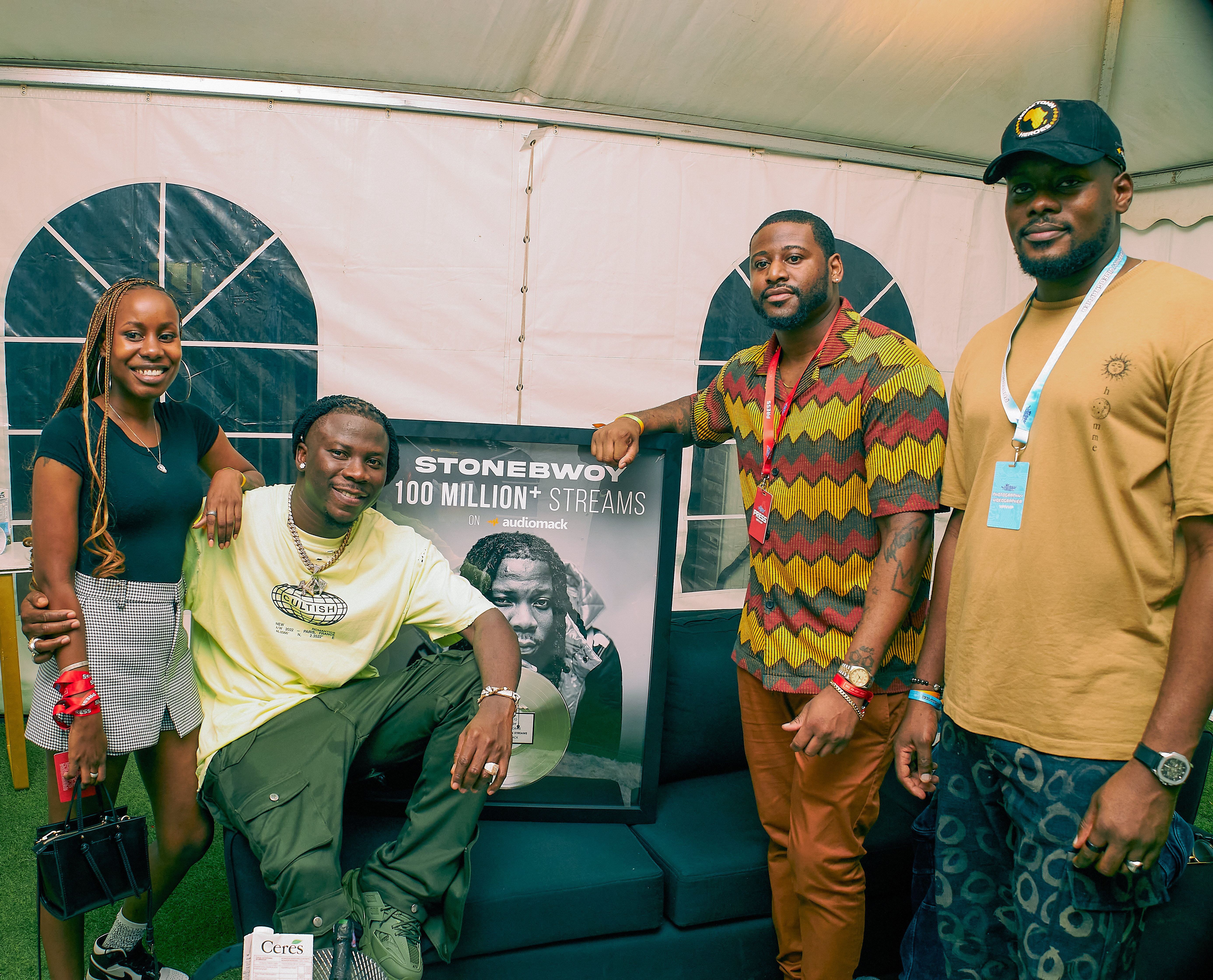 Audiomack presents Stonebwoy with a plaque for being the first Ghanaian artist to hit 100 million streams