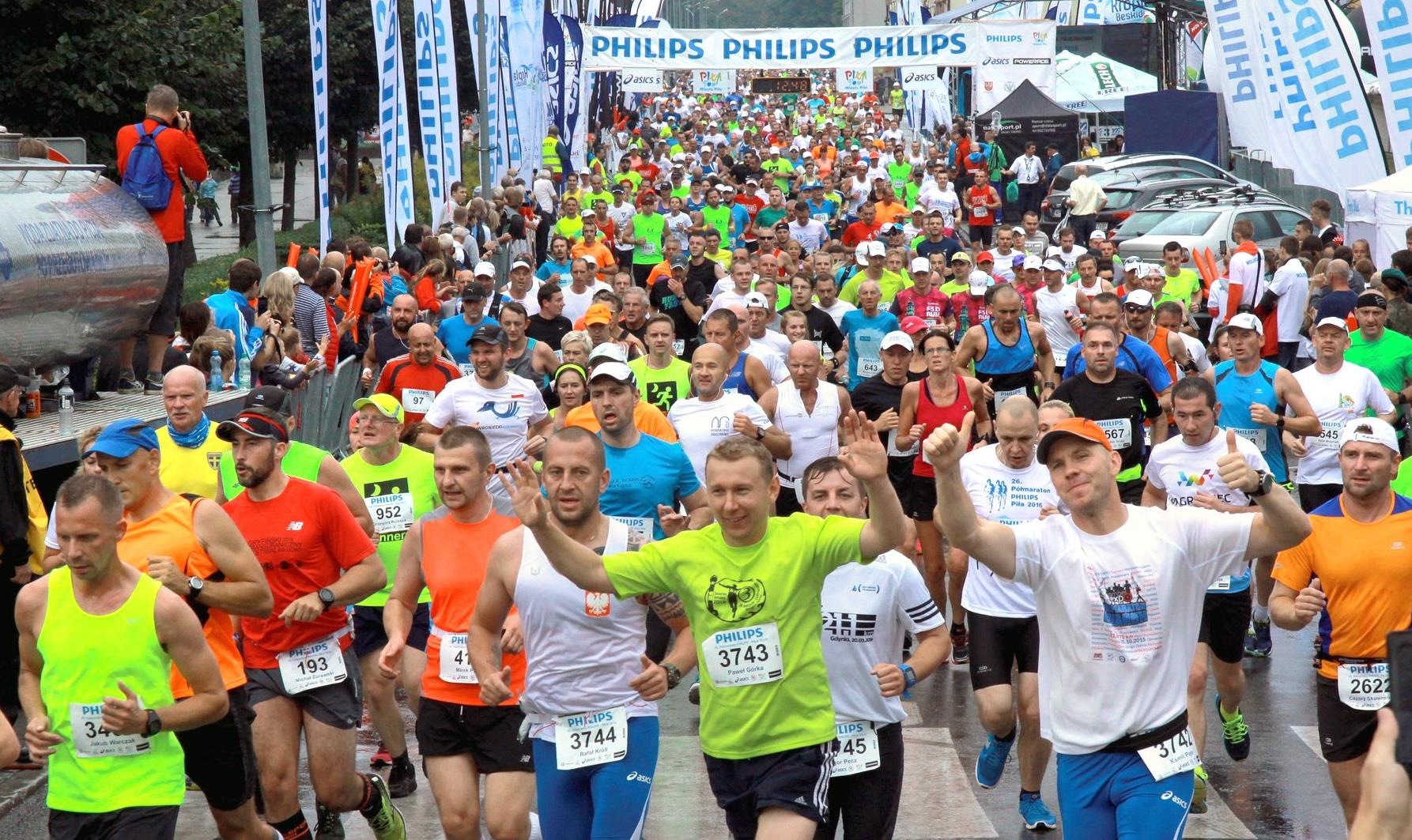 Oficjalnie: Za długa trasa półmaratonu w Pile! - Czas na bieganie