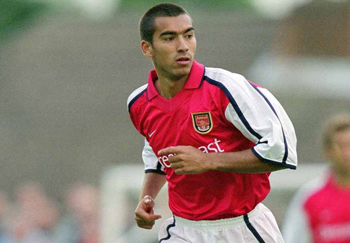 Giovanni van Bronckhorst joined Arsenal from Rangers.