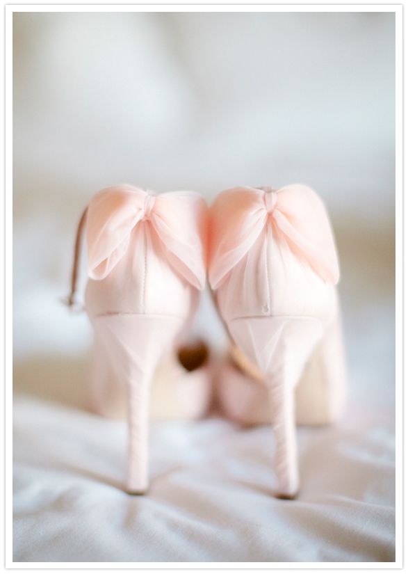 Kolorowe buty ślubne - piękny krzyk mody. Wystarczy zobaczyć te zdjęcia