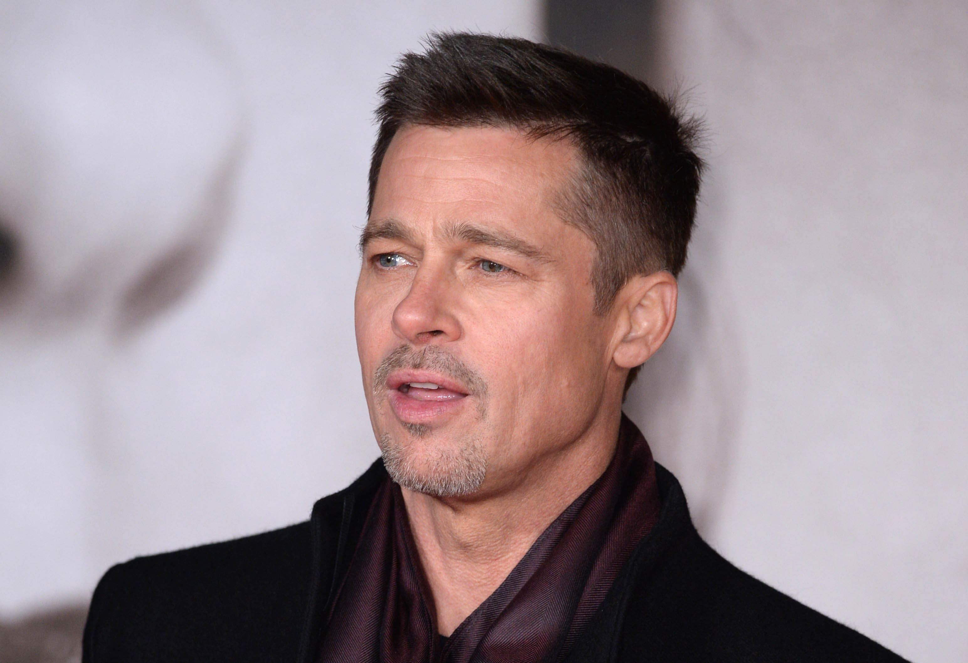 Брэд питт 2000. Брэд питт. Бркдда пит. Показать брэда питта. Показать брэда питта.