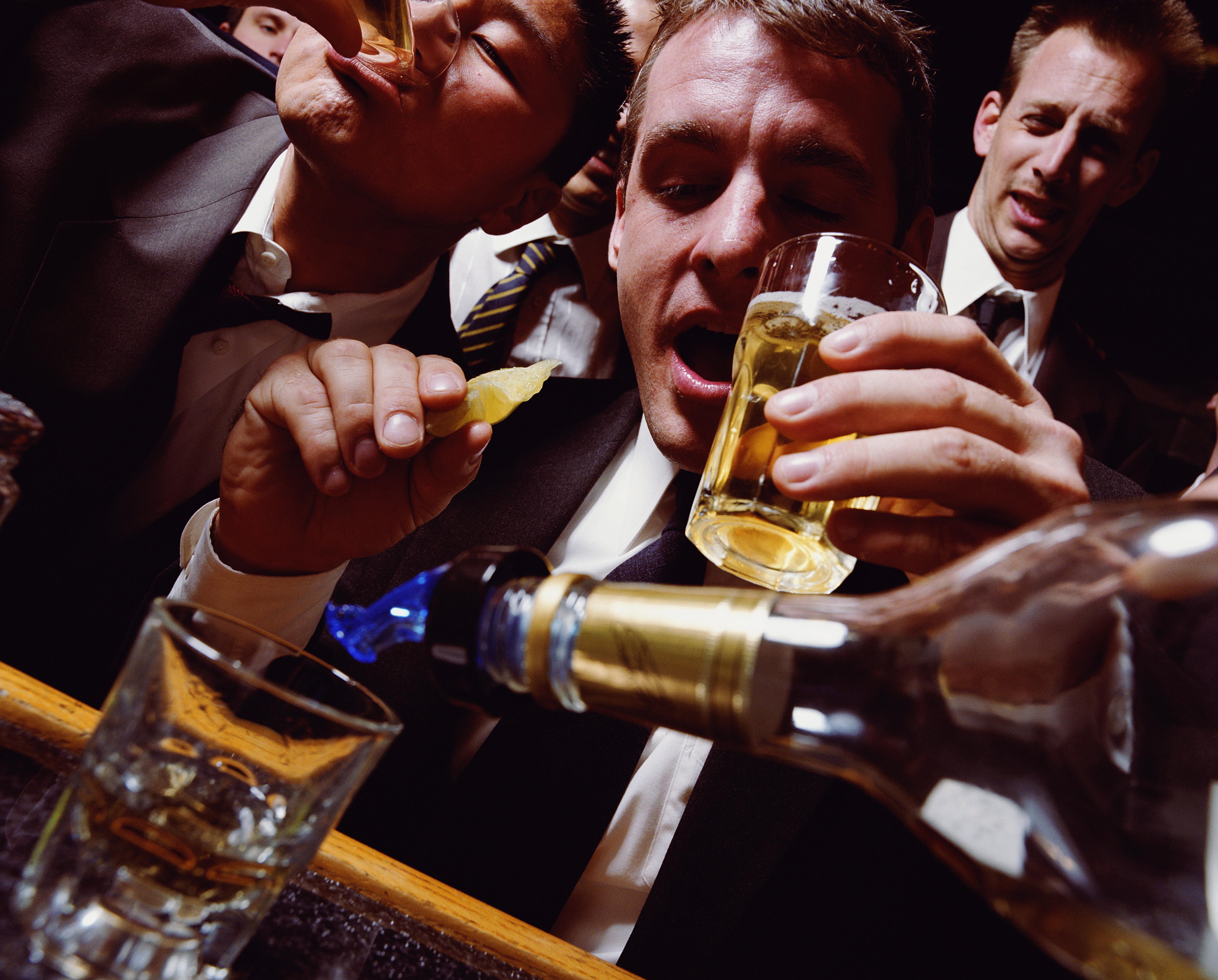 alkohol-dlaczego-alkohol-budzi-agresj-nauka-newsweek-pl