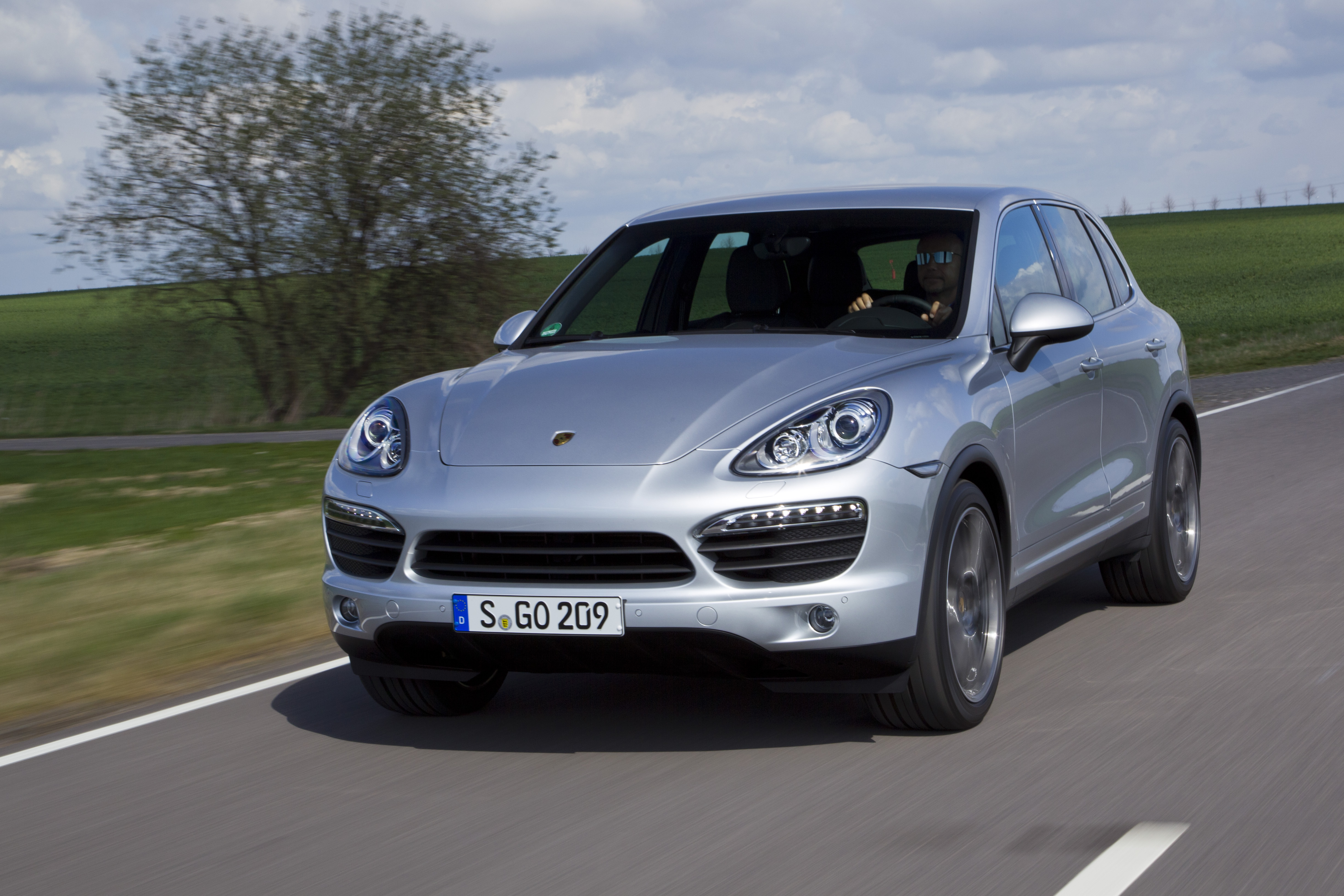 Porsche Cayenne testy i recenzje, zdjęcia, opinie, dane