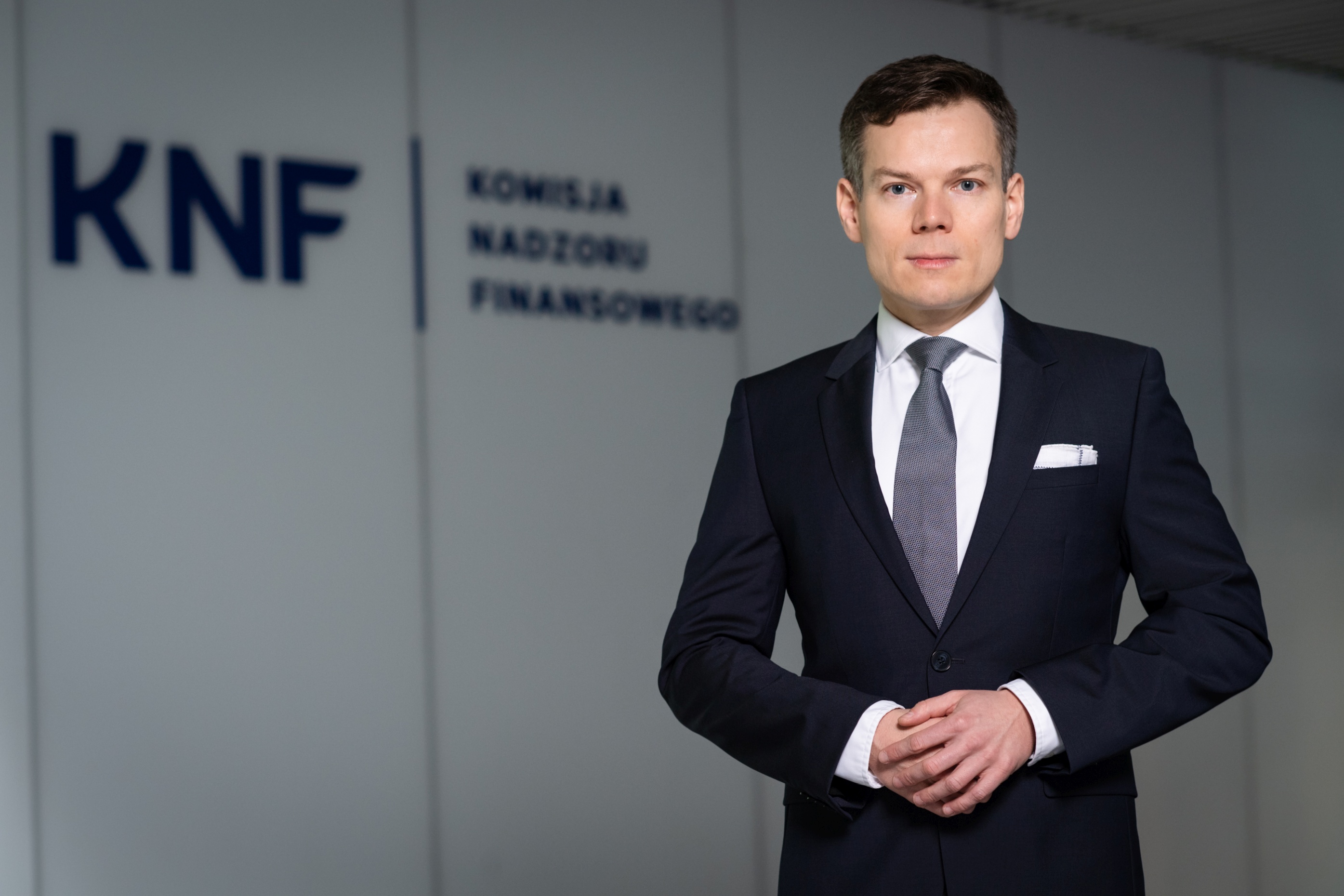Wywiad z szefem KNF, Jackiem Jastrzębskim o kredytach frankowych. 