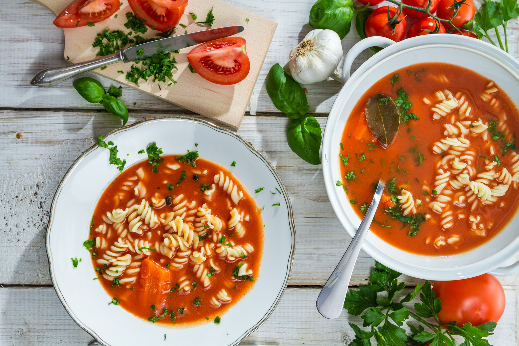 Zupa pomidorowa (pomidorówka) - przepis - Onet Gotowanie