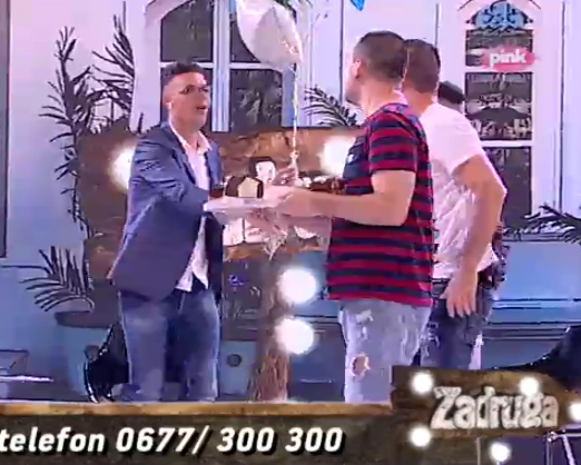 Ognjen NestoroviÄ dobio poklone od Cece i Anastasije RažnatoviÄ