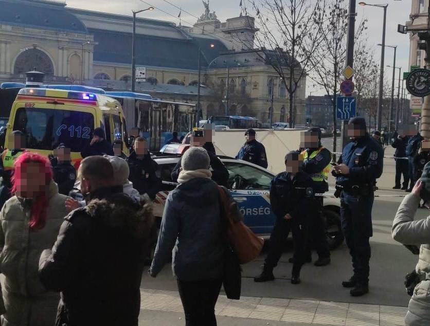 Ellepték a rendőrök a Keleti pályaudvar környékét, meghalt egy taxis - Blikk