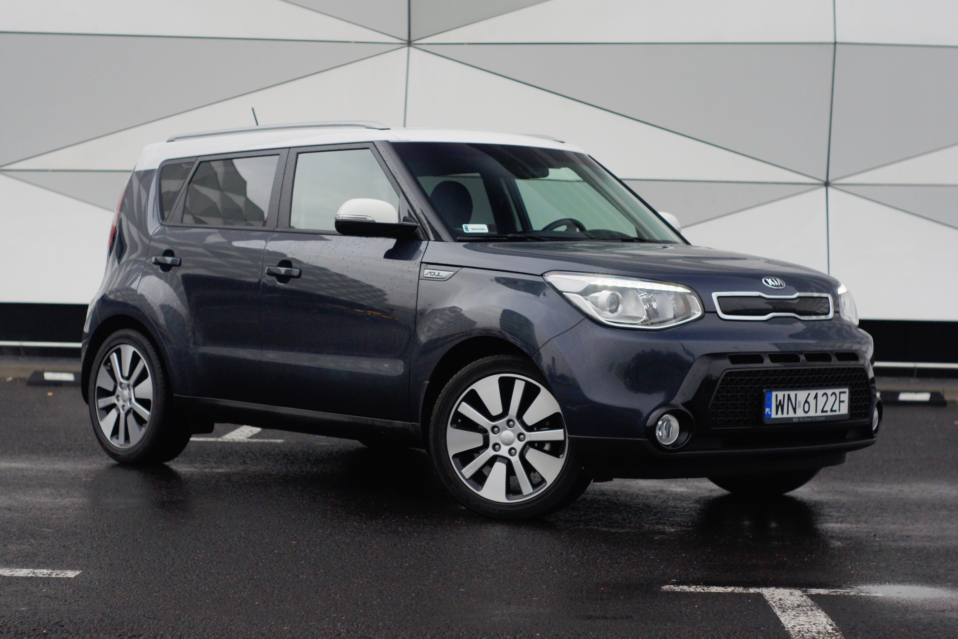 Подлокотник kia soul 1