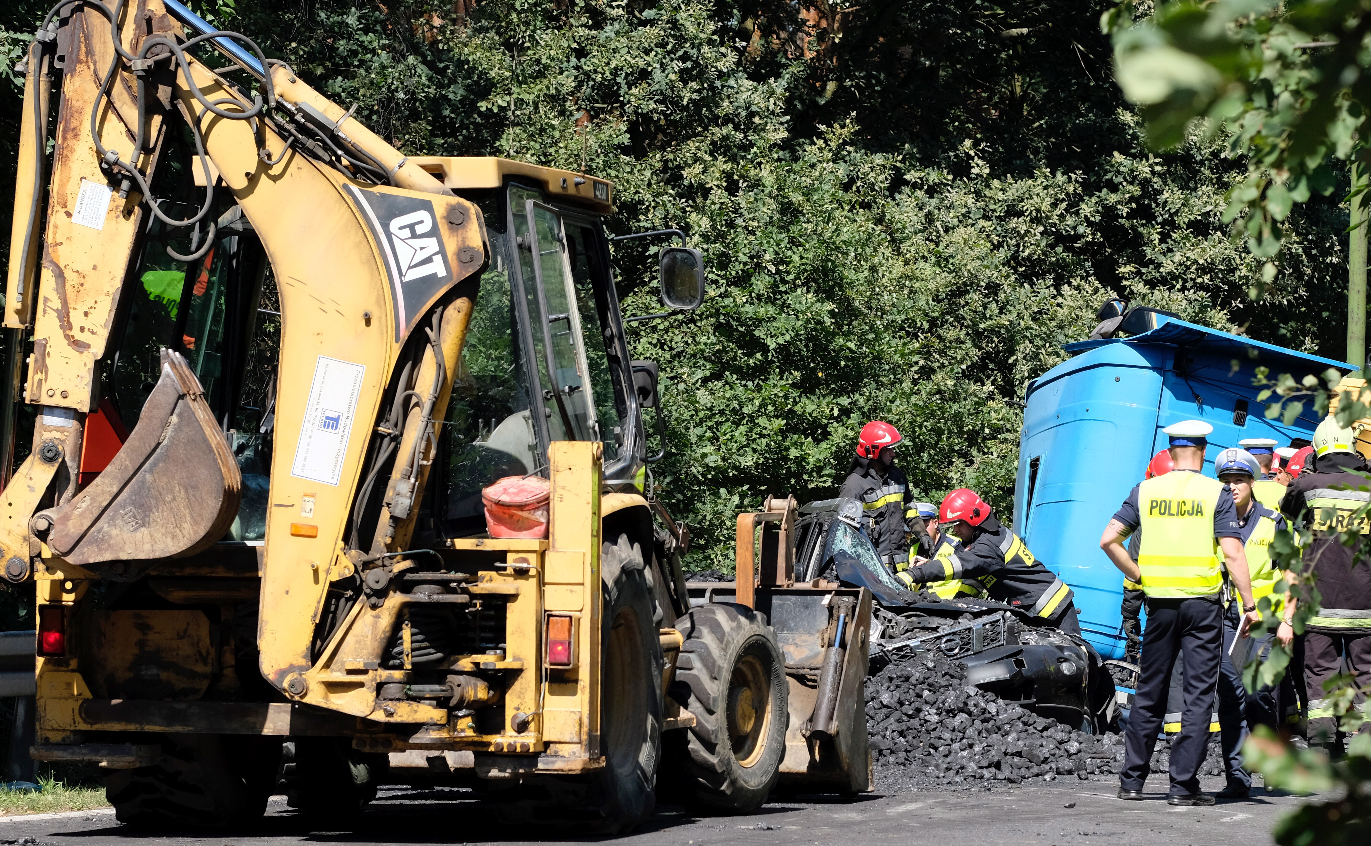 Ciężarówka Z Węglem Przygniotła Auto Osobowe; Zginęła 57-Letnia Kobieta - Wiadomości