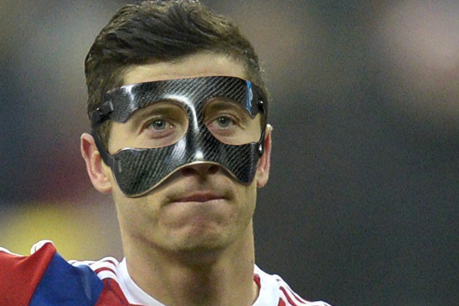 Tak będzie wyglądać Lewandowski z ochronną maską