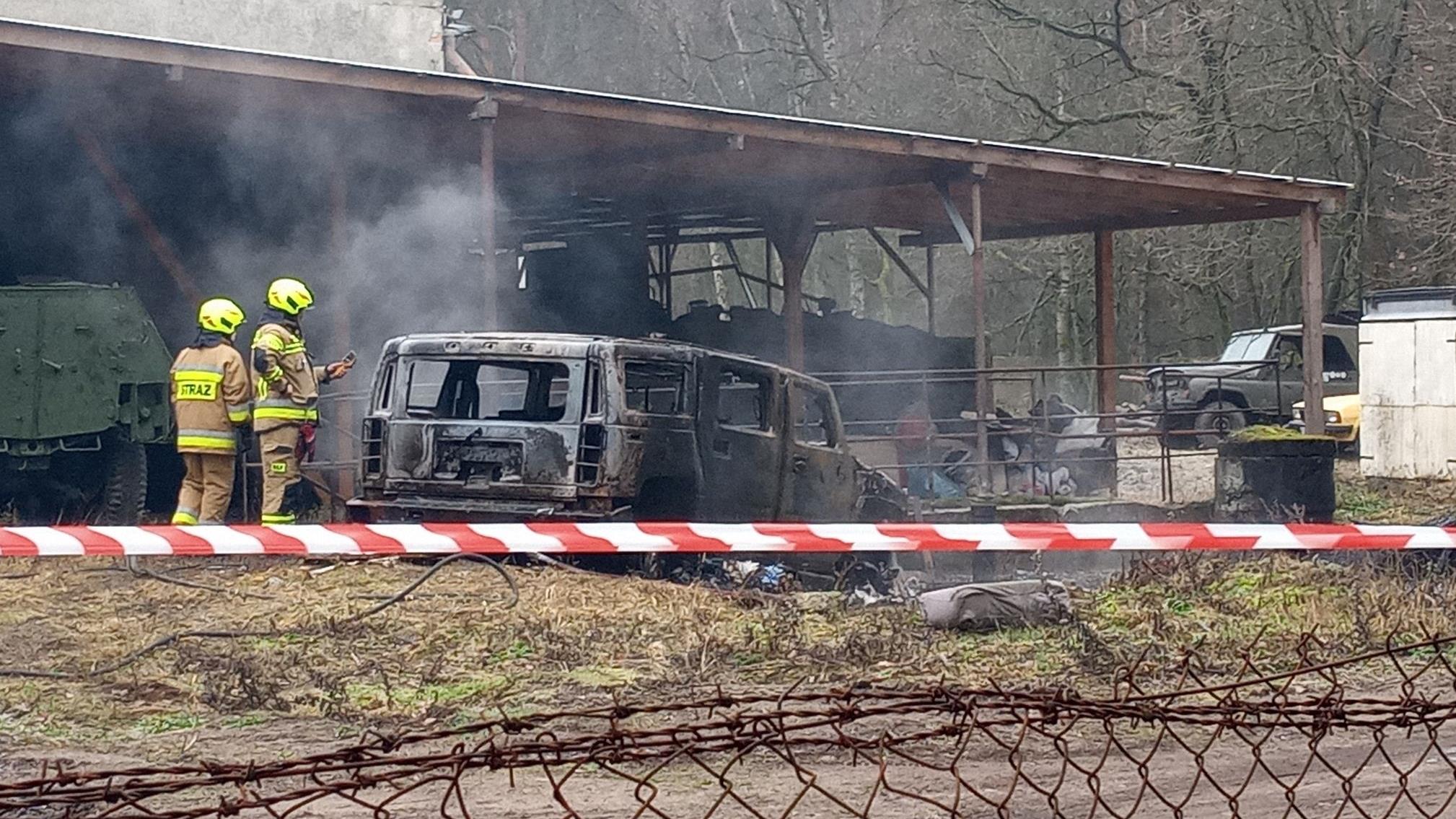 Lubuskie. Znaleziono Zwłoki W Spalonym Samochdzie