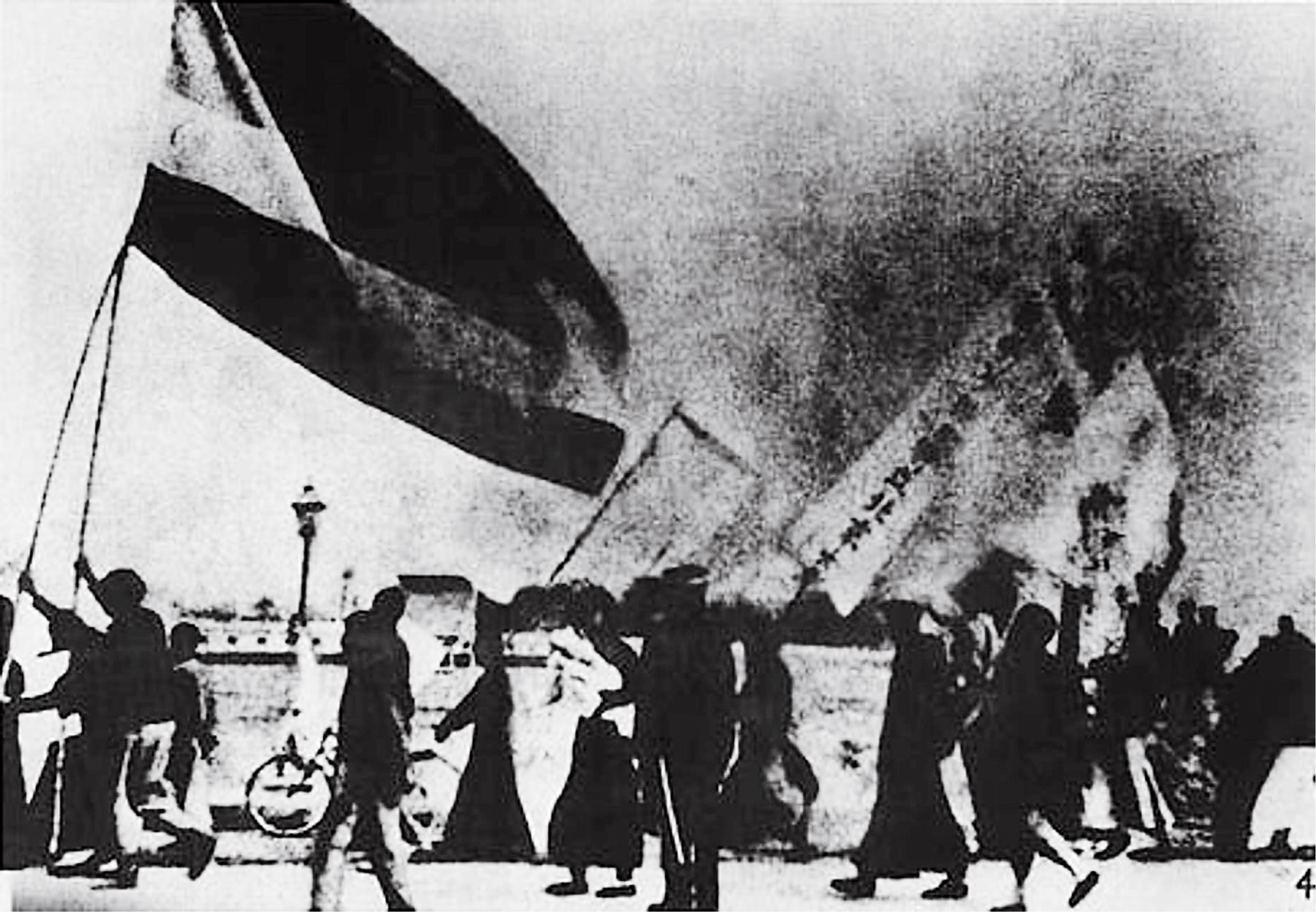 Chiny. Plac Niebiańskiego spokoju. Co stało się 4 maja 1919 r. - Historia -  Newsweek.pl