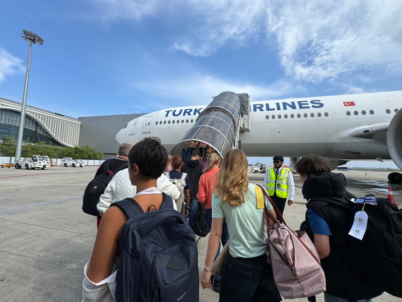 Turkish Airlines is pulling out of 5 African routes as more carriers abandon Angola’s $3.8 billion new airport