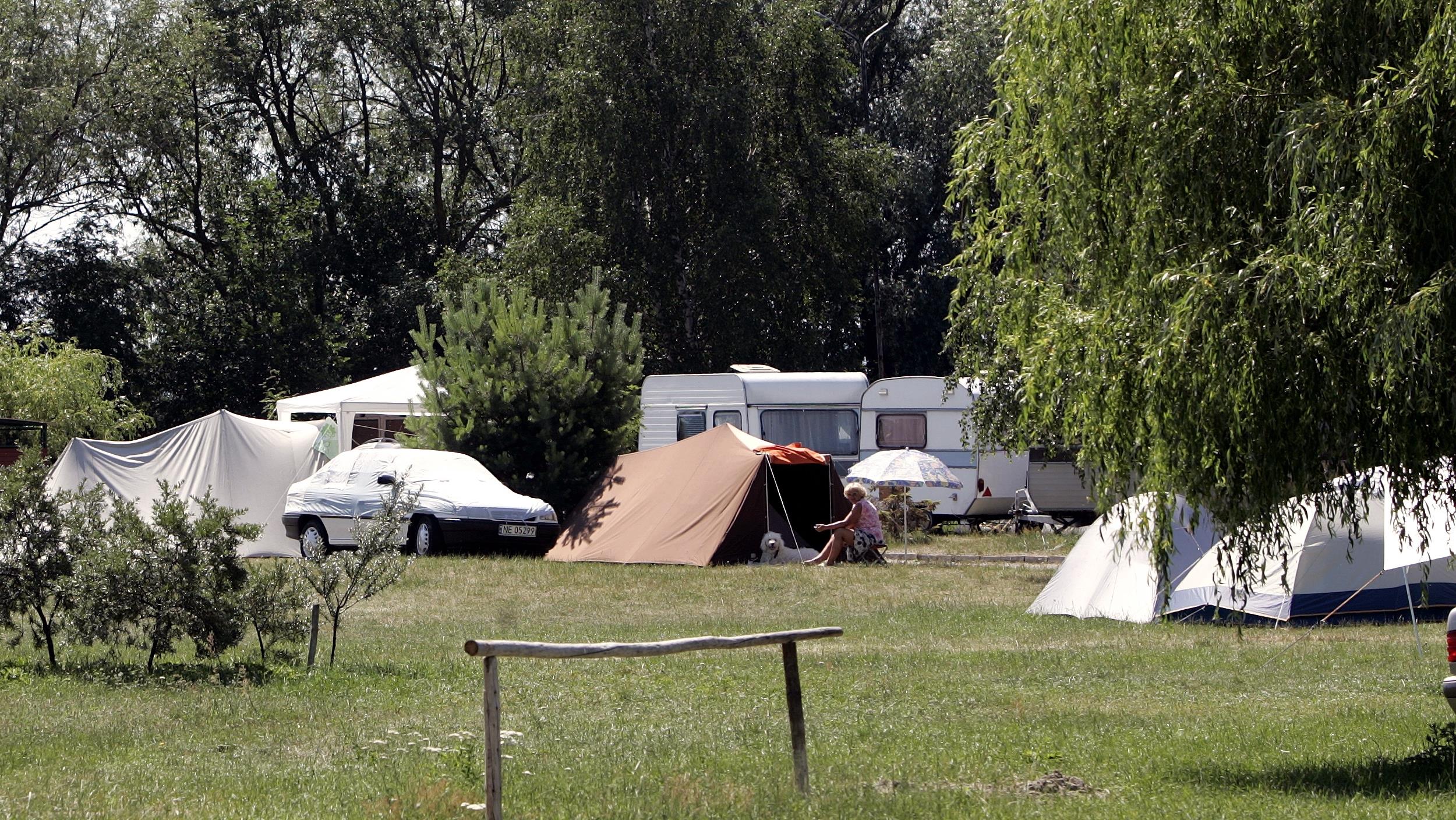 Gdzie pod namiot w 2019 roku? Top 30 miejsc biwakowych w Polsce