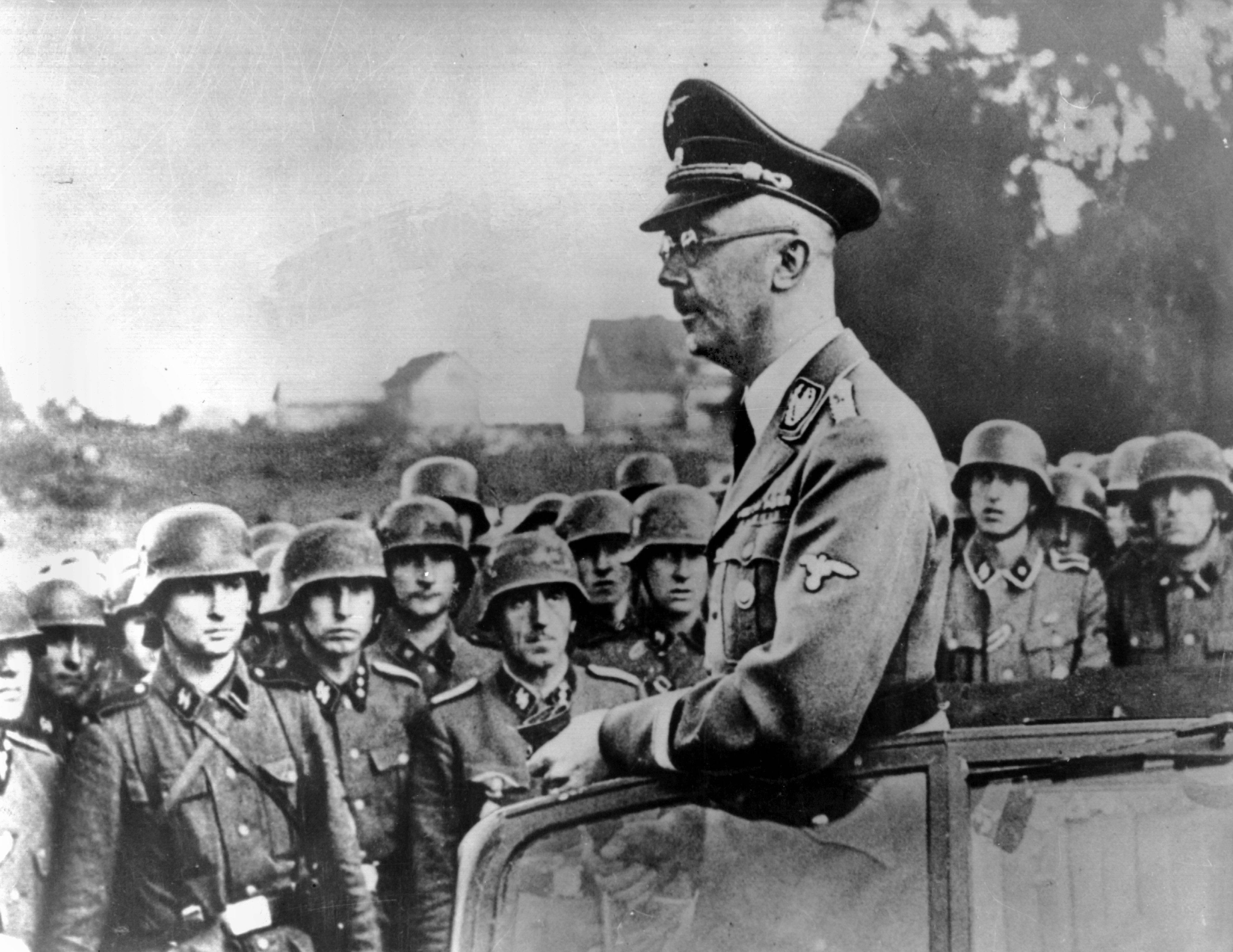Krwawe miliardy Reichsfürera SS. Czy Himmler gromadził fundusze na budowę  IV Rzeszy? | Newsweek