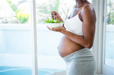 6 foods that can help women get pregnant faster