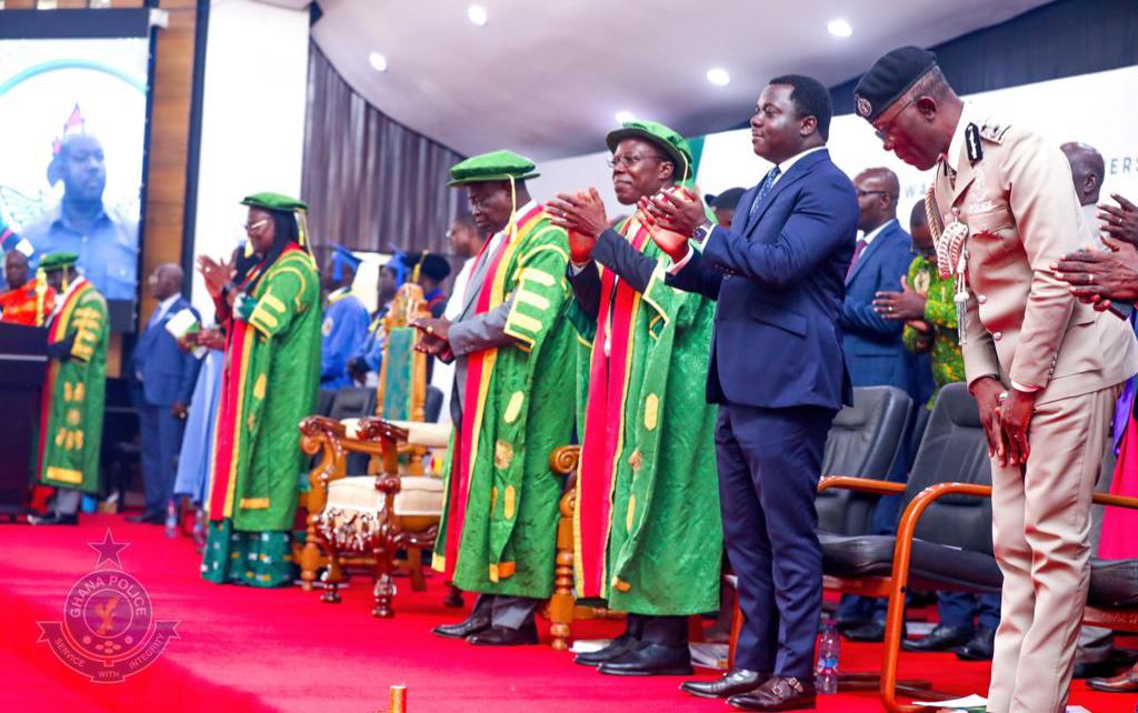 Dampare showing leadership - Otumfuo applauds IGP