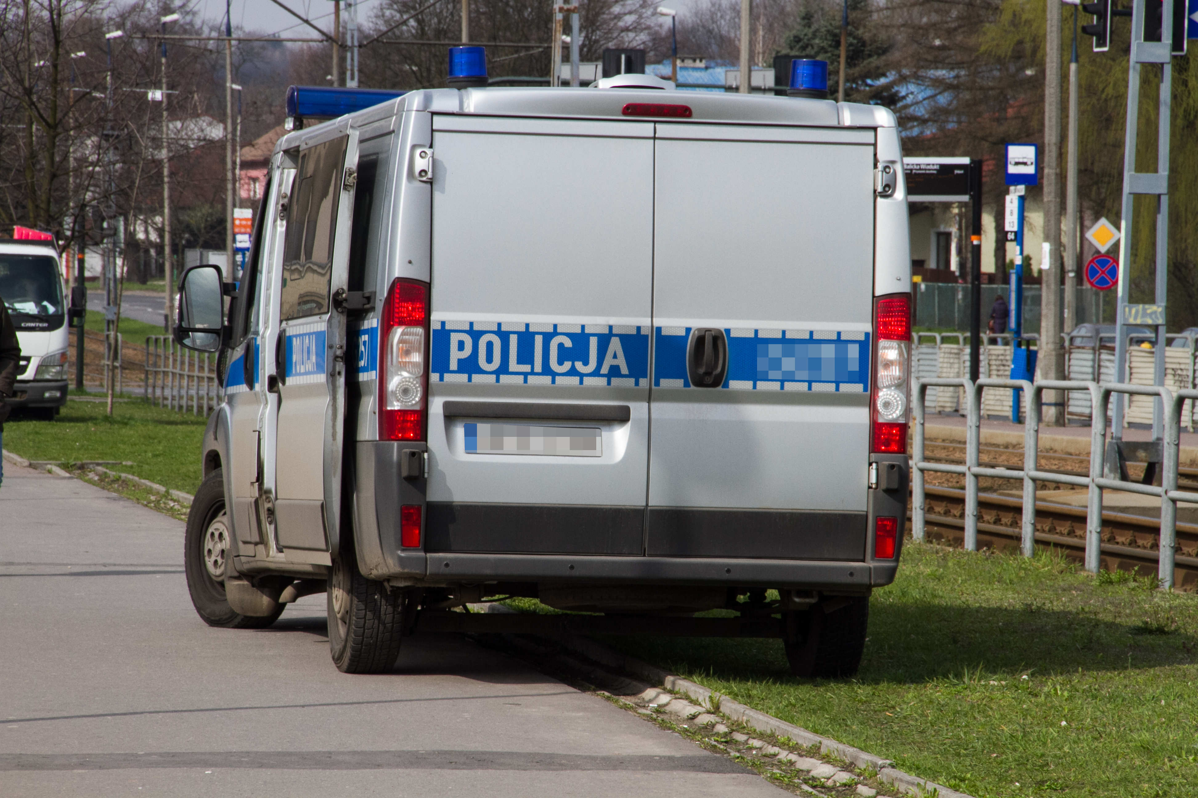 Nowy Tomysl W Lesie Znaleziono Cialo Policjanta Wiadomosci