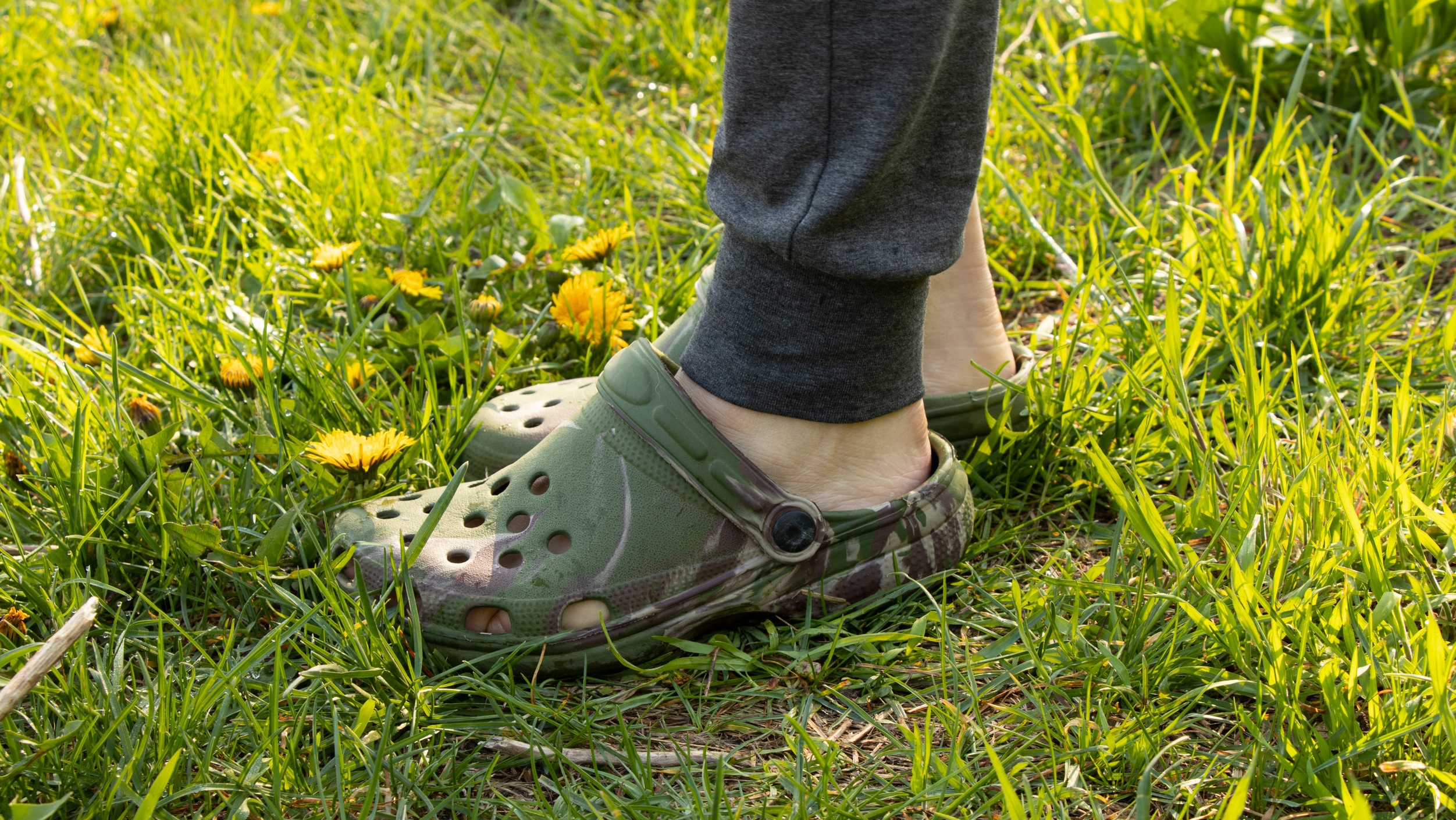 Gumowe buty na lato – wygoda i niezawodność