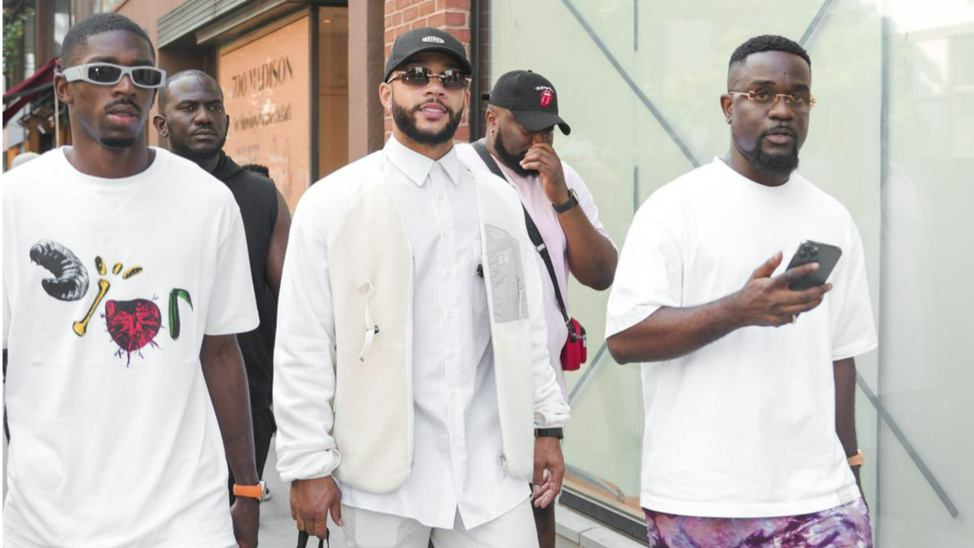 Memphis Depay and Dembele team up with Sarkodie in the USA [Photos]