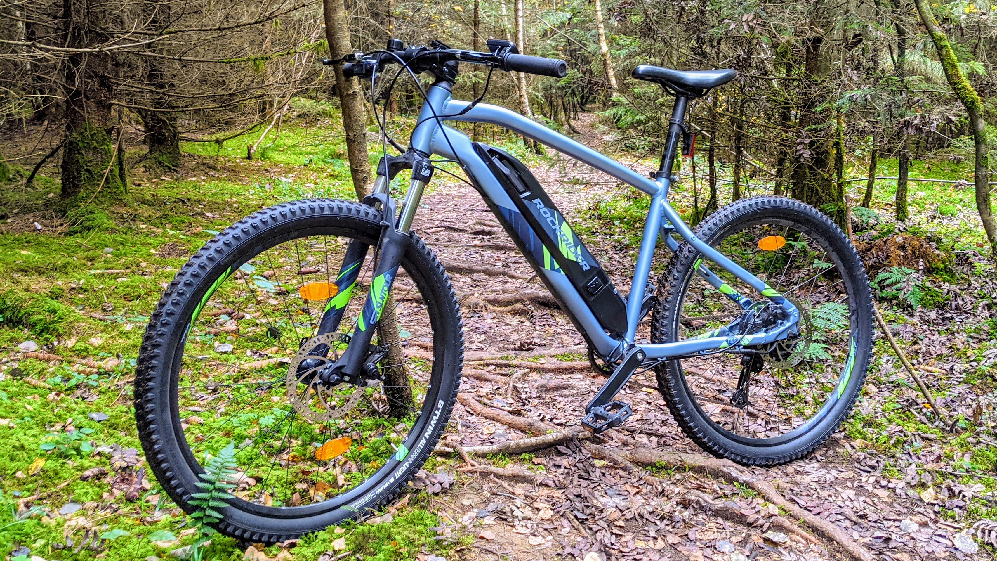 bei gilt günstigen Euro: E-MTBs | 600 achten Darauf E-Mountainbikes es ab TechStage zu