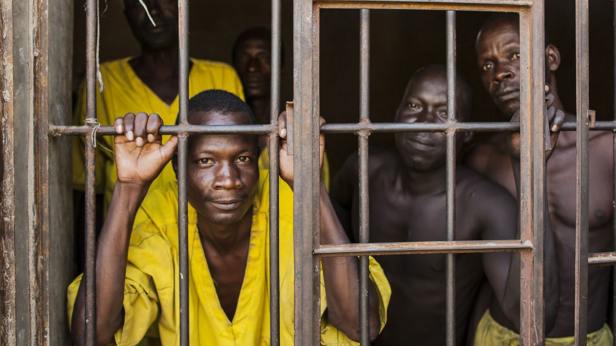 Uganda jail break: More than 200 prisoners escape, some with guns and  ammunition