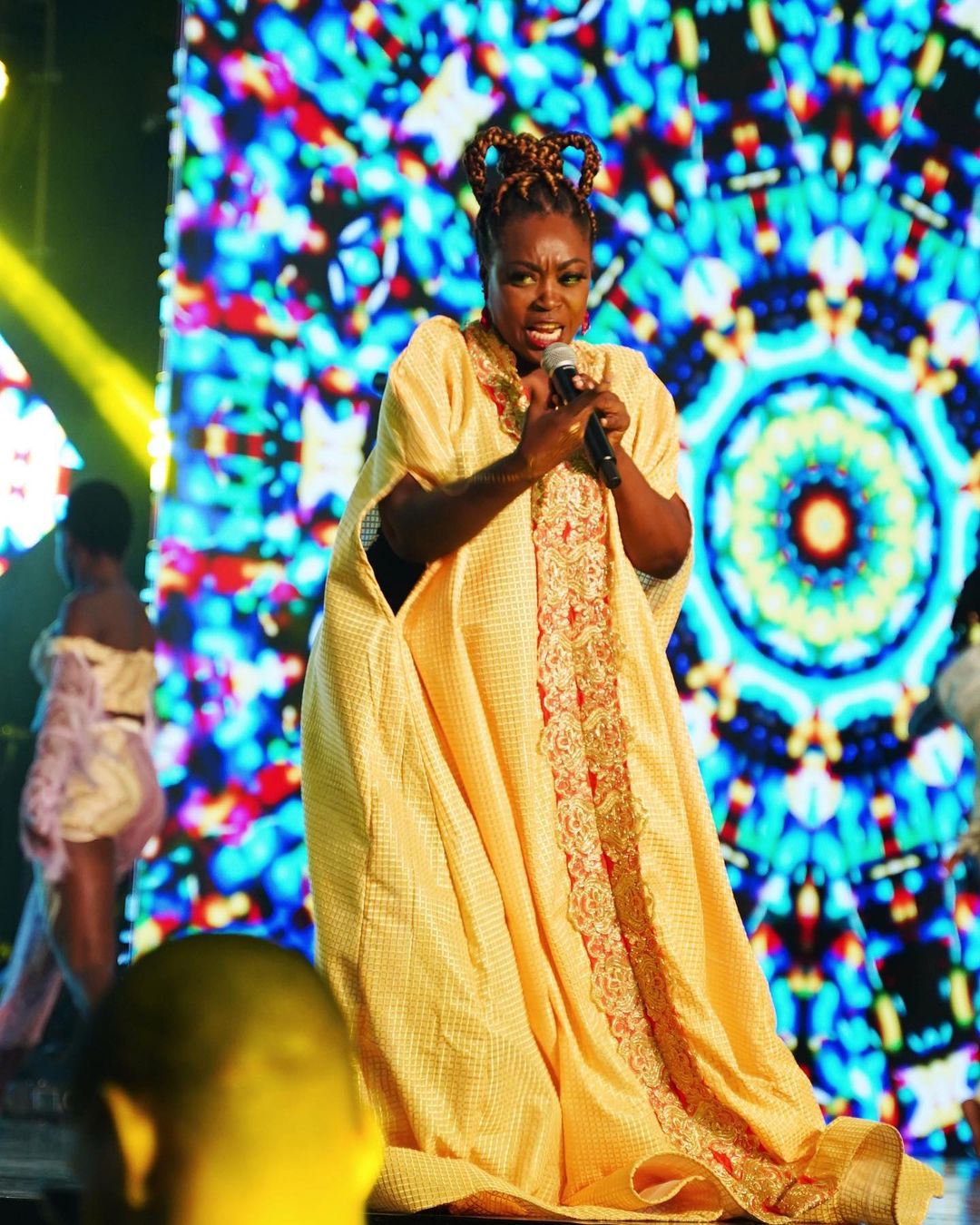 Yinka Davies brought the roof down at the 2022 AFRIFF Globe Awards