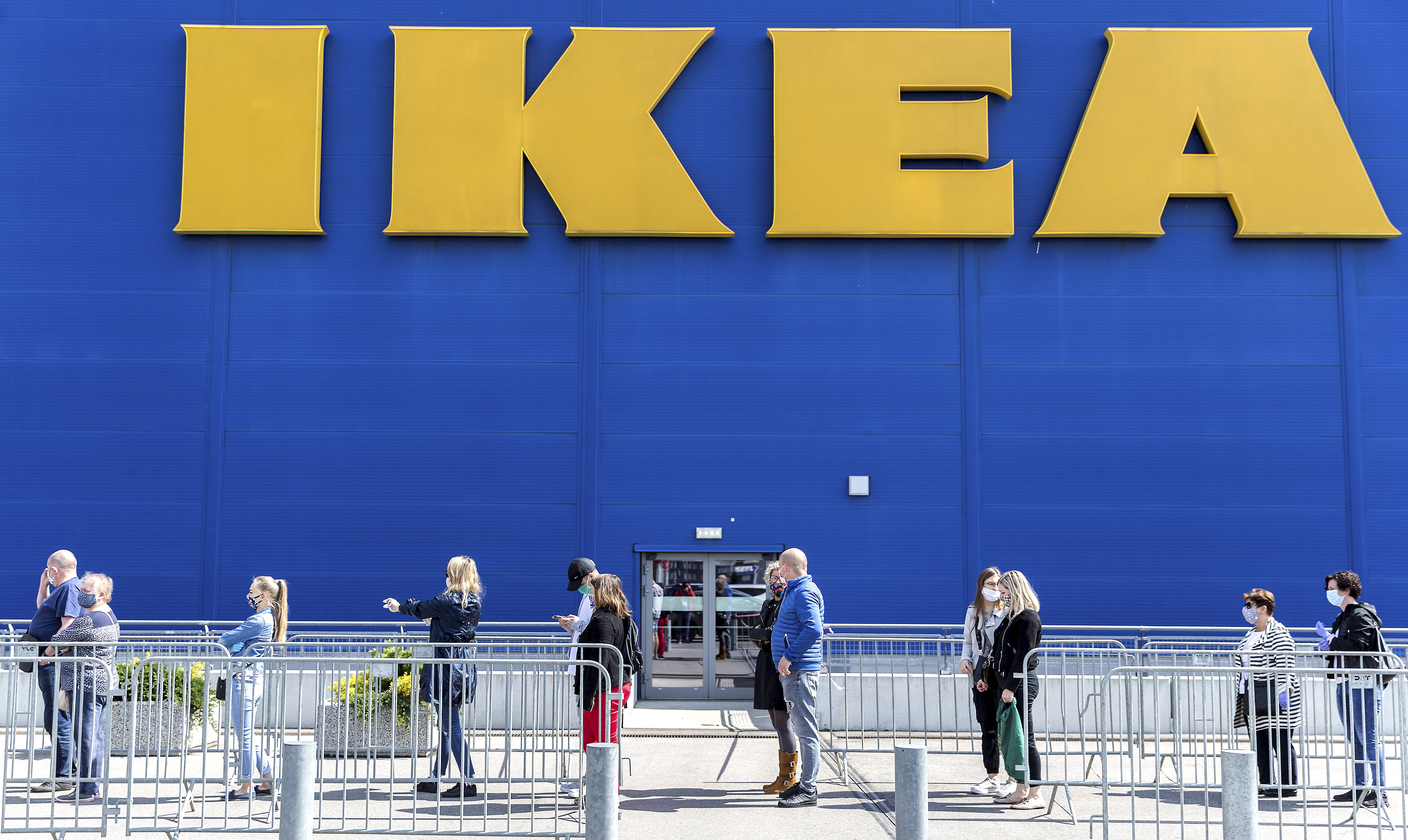 IKEA wycofuje ze sprzedaży kubki termiczne - Wiadomości