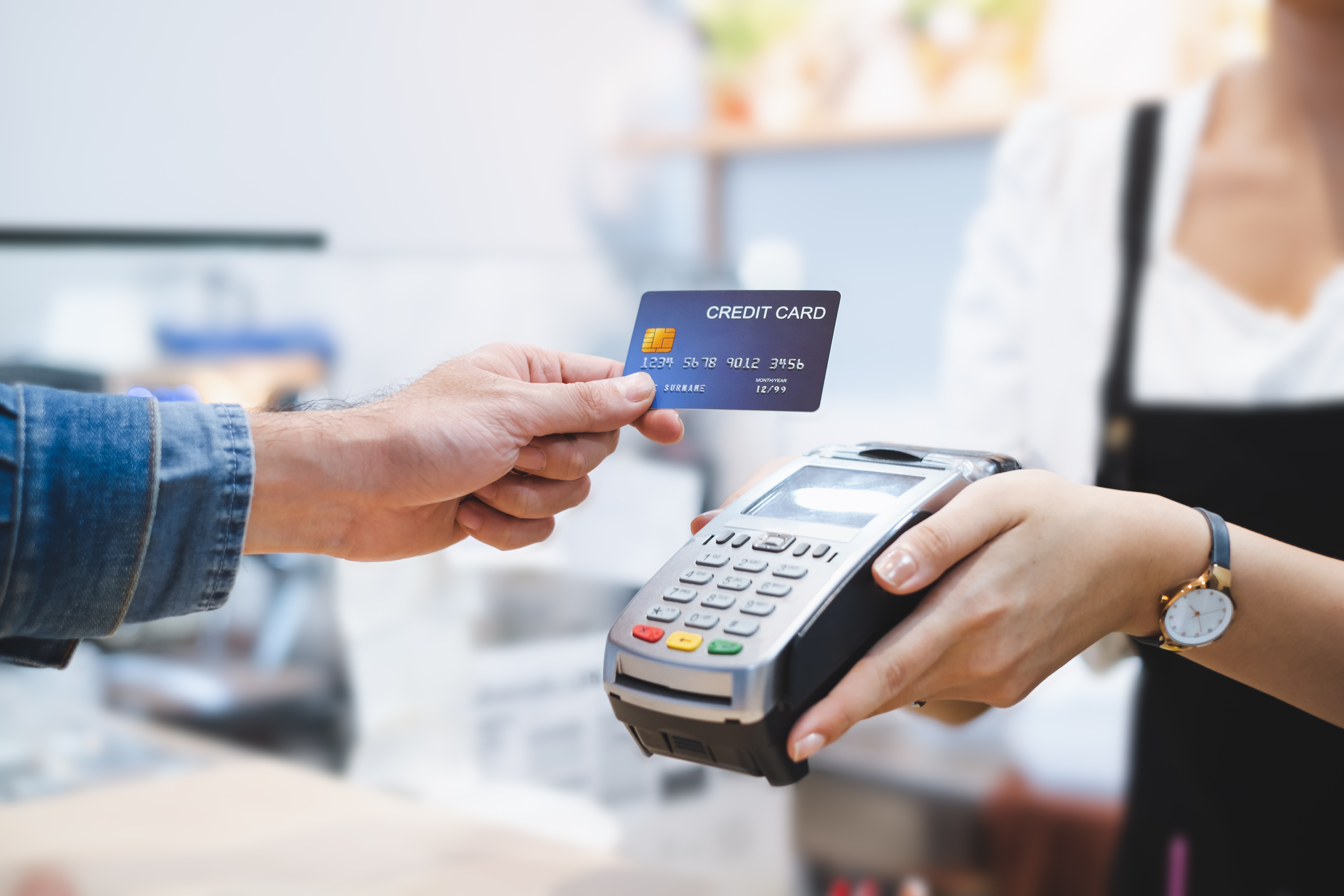 Ubezpieczenie karty kredytowej – warunki przyznania świadczenia
