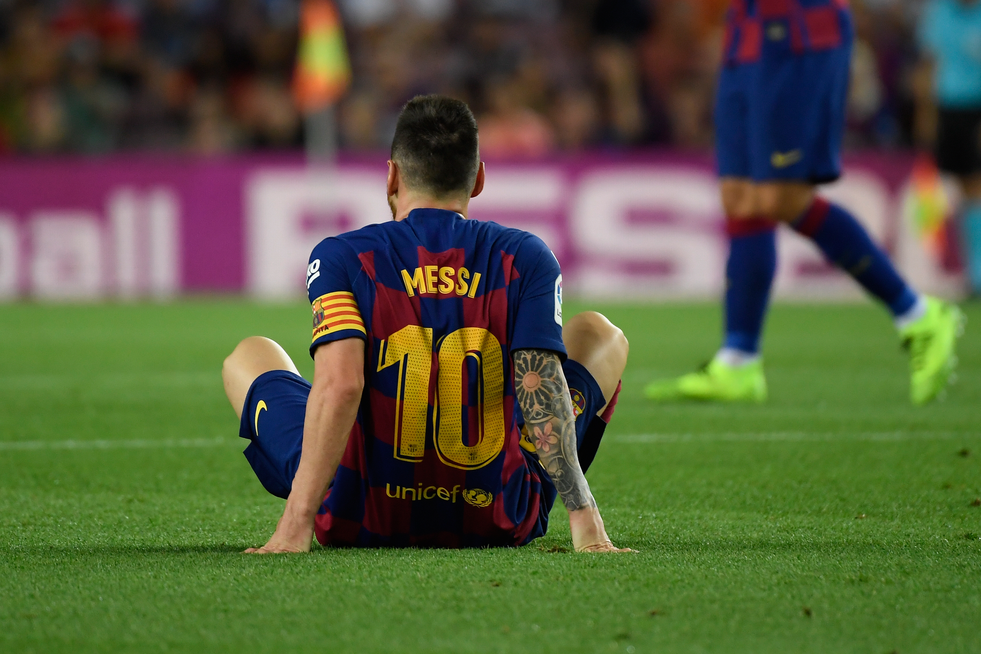 Leo Messi doznał kontuzji mięśnia przywodziciela - Piłka nożna