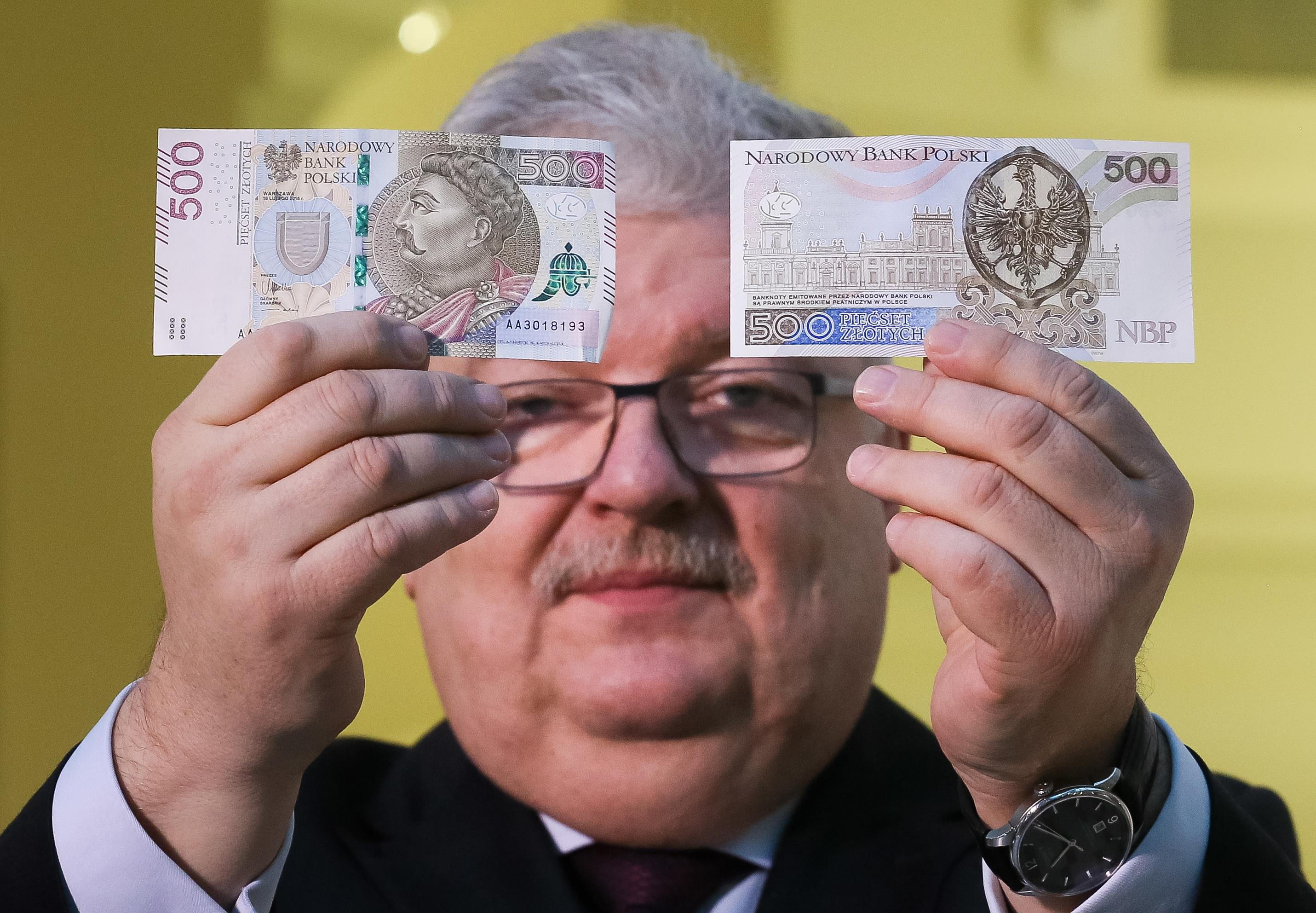 Do obiegu trafił banknot 500 zł - Wiadomości - Forbes.pl