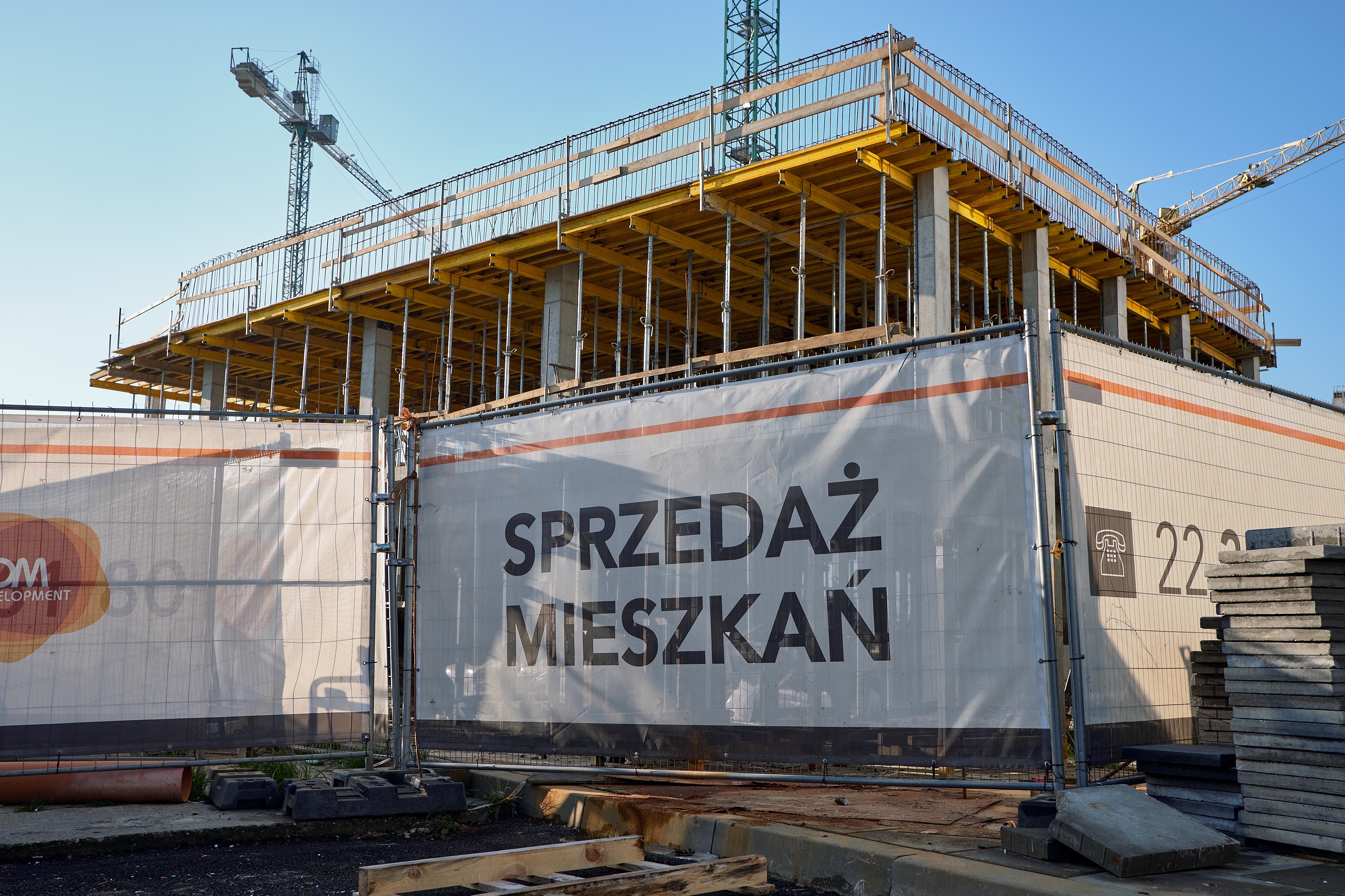 Ceny mieszkań hamują. Ale kawalerki i małe mieszkania drożeją najbardziej -  Nieruchomości - Forbes.pl