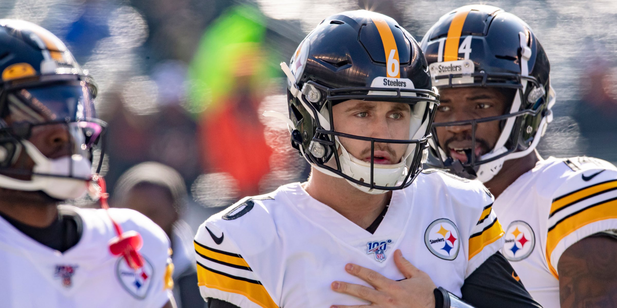 Steelers arrive to Browns game wearing 'Free Pouncey' shirts