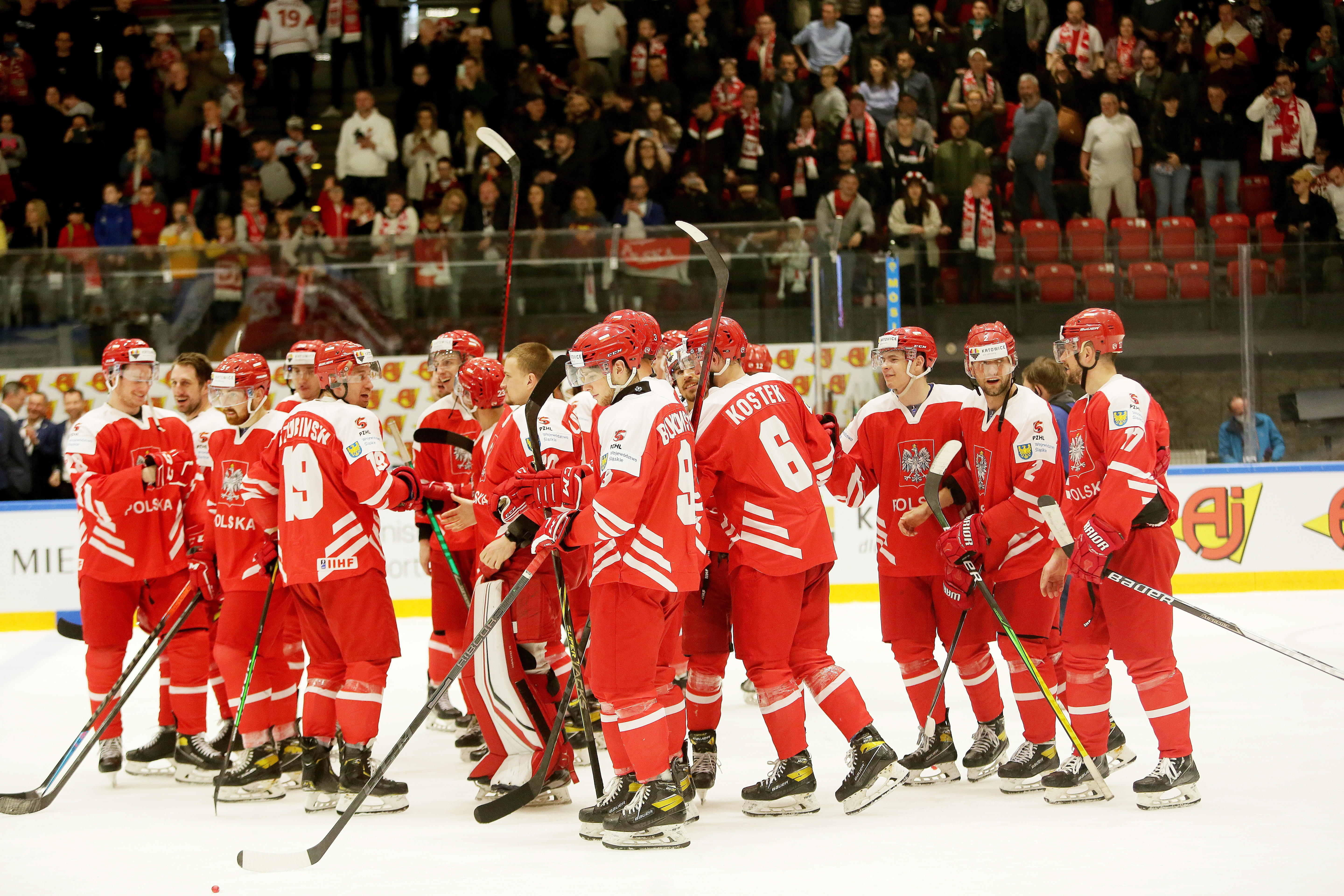 Hokej: Polska zorganizuje dwa turnieje młodzieżowych mistrzostw świata -  Sport