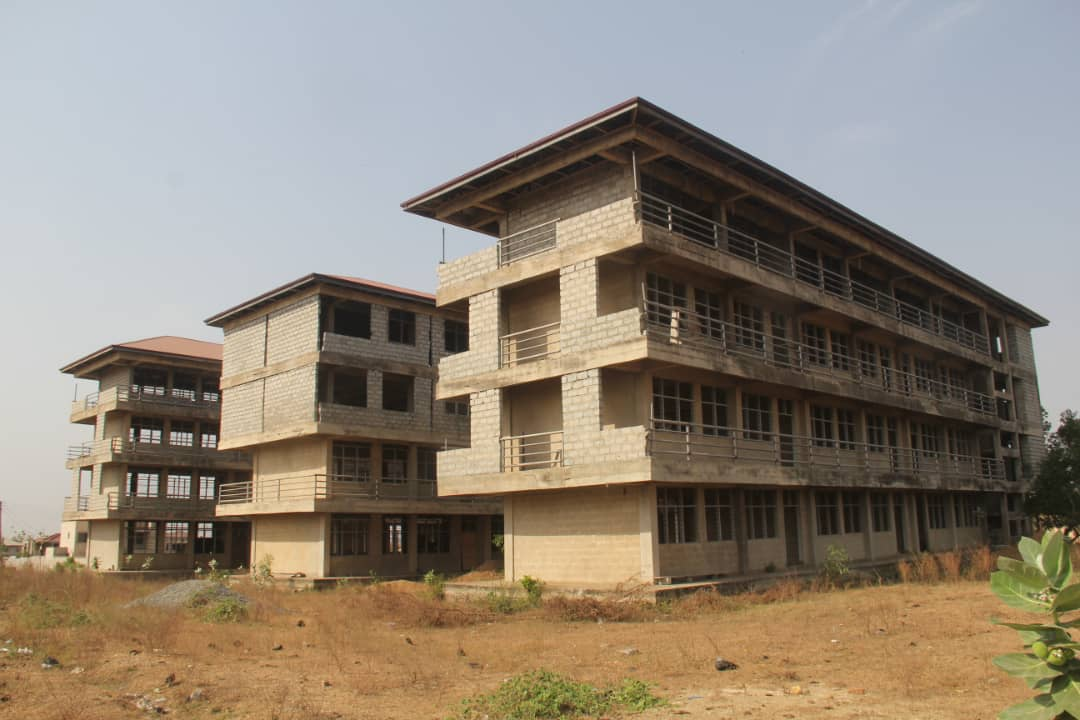 E-block project left to rot in the bush at Ashaiman