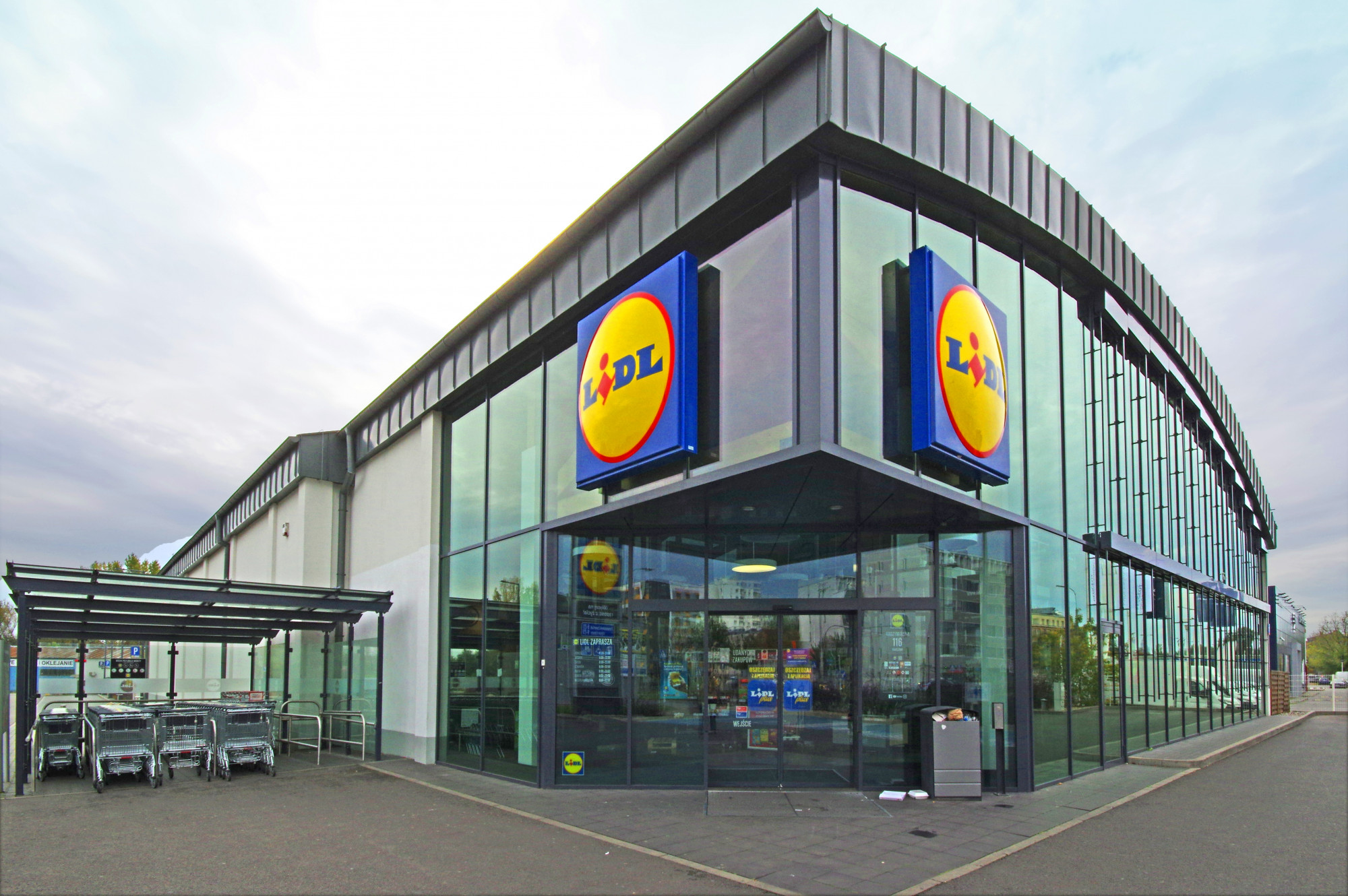 Lidl, Kauflan i Auchan wydłużają godziny otwarcia sklepów
