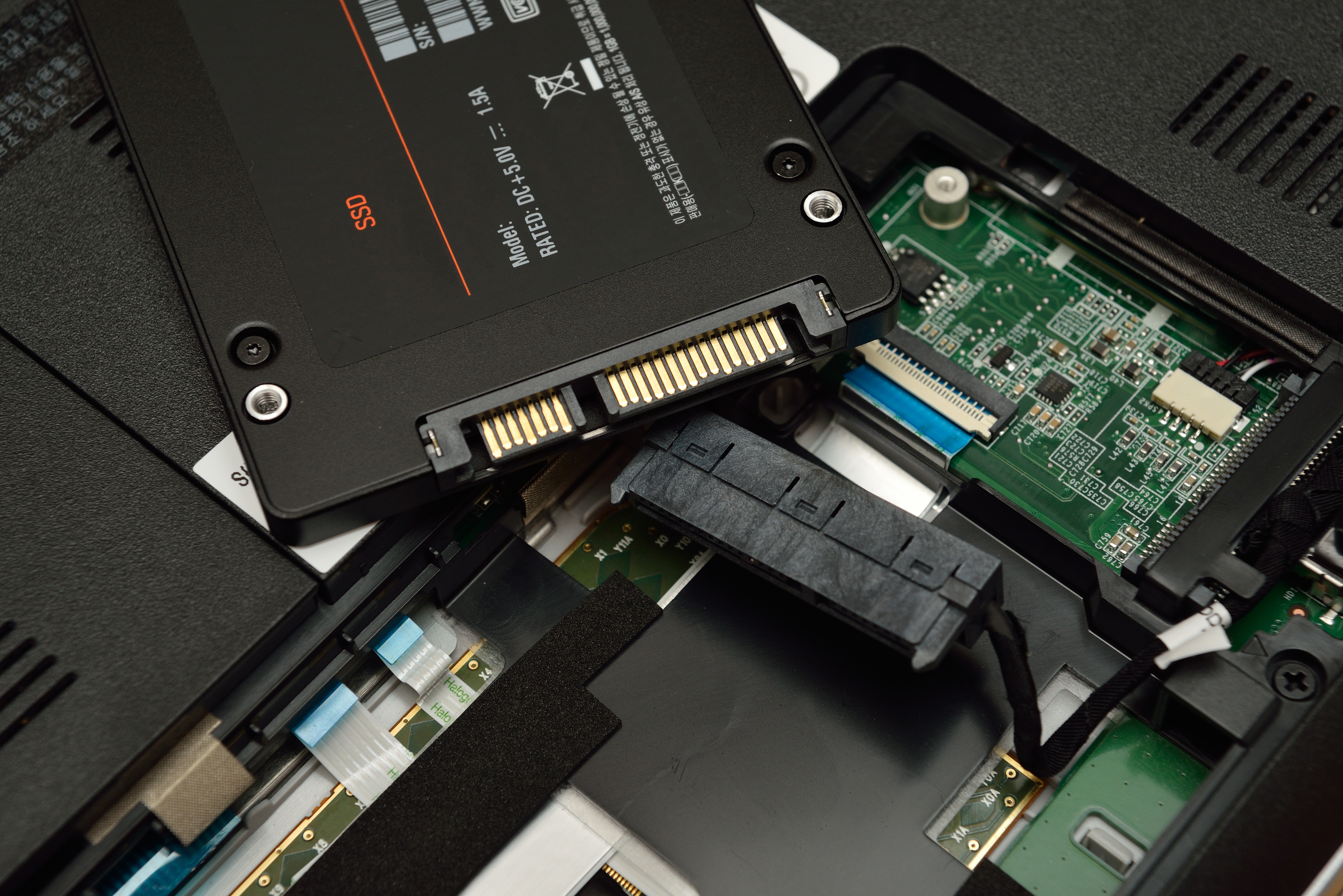 Jaki dysk SSD do laptopa? Sprawdź najlepsze modele