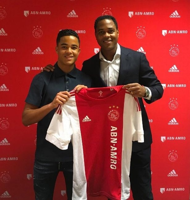 Justin Kluivert set to join Fulham having been frozen out of the Roma team by Jose Mourinho