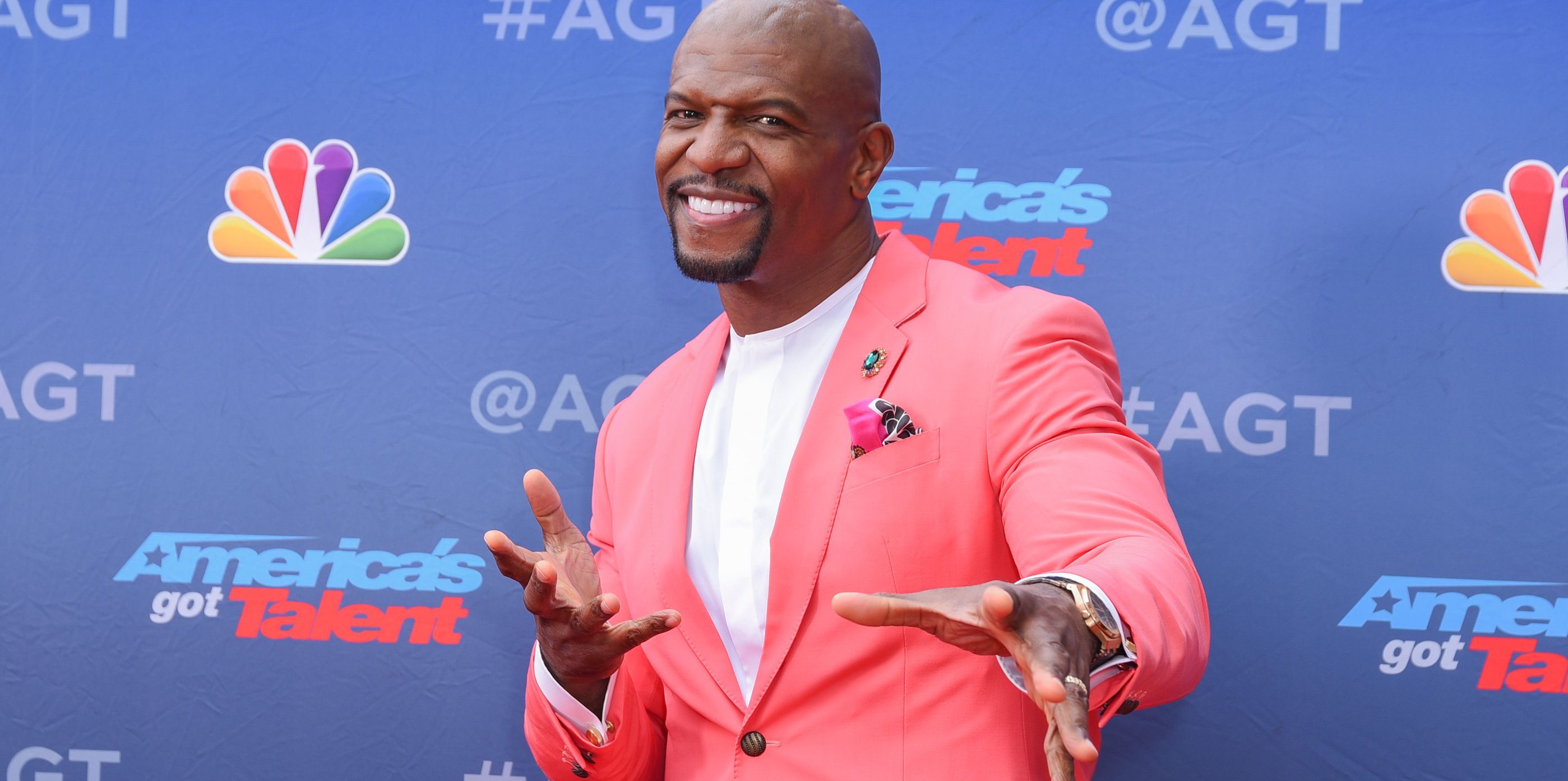 White Chicks 2: Terry Crews announces sequel to 2004 comedy with Shawn and  Marlon Wayans, The Independent